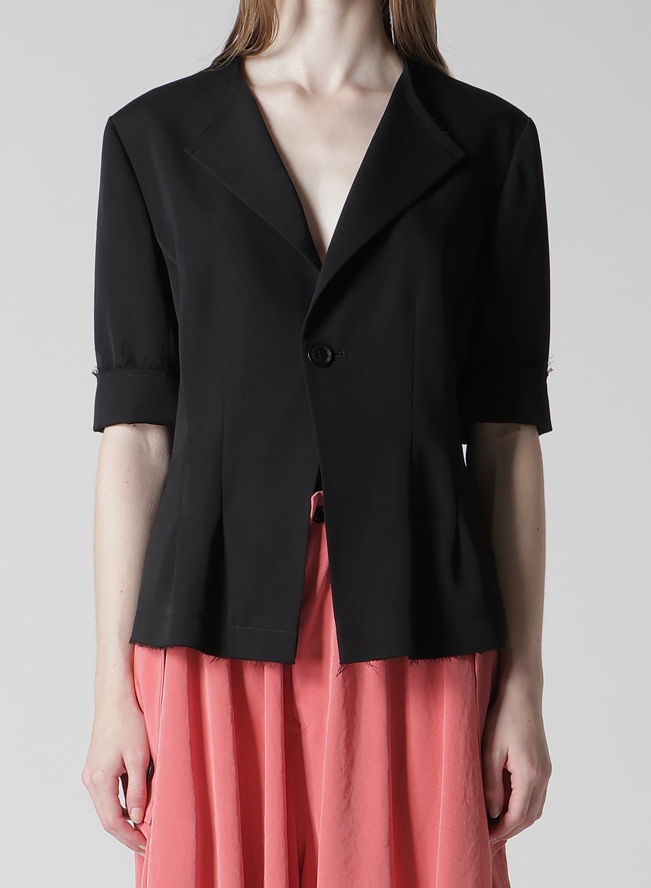 WOOL GABARDINE COLLARLESS SHORT JACKET