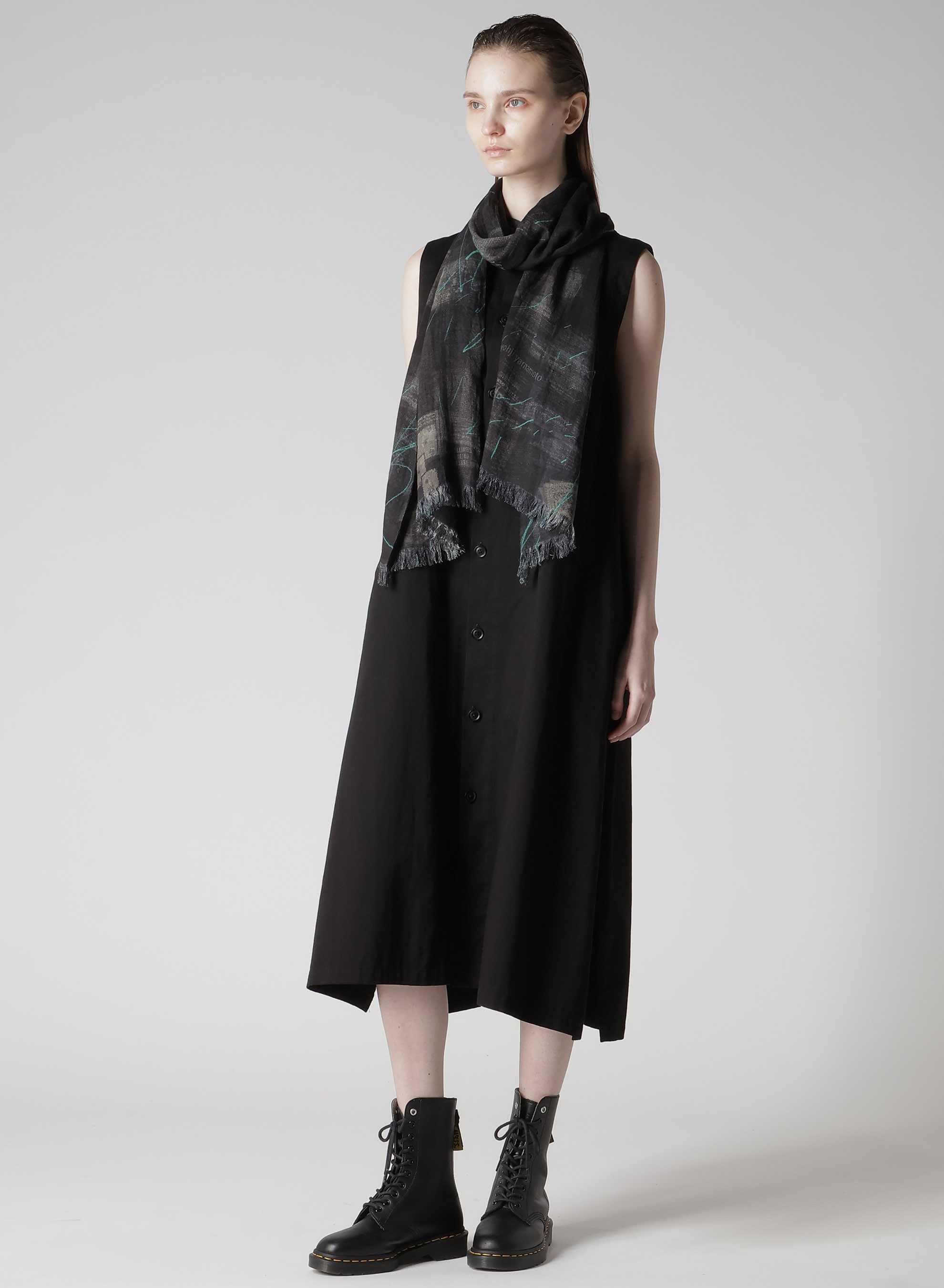 RAYON/LINEN NEWSPAPER PRINT SCARF