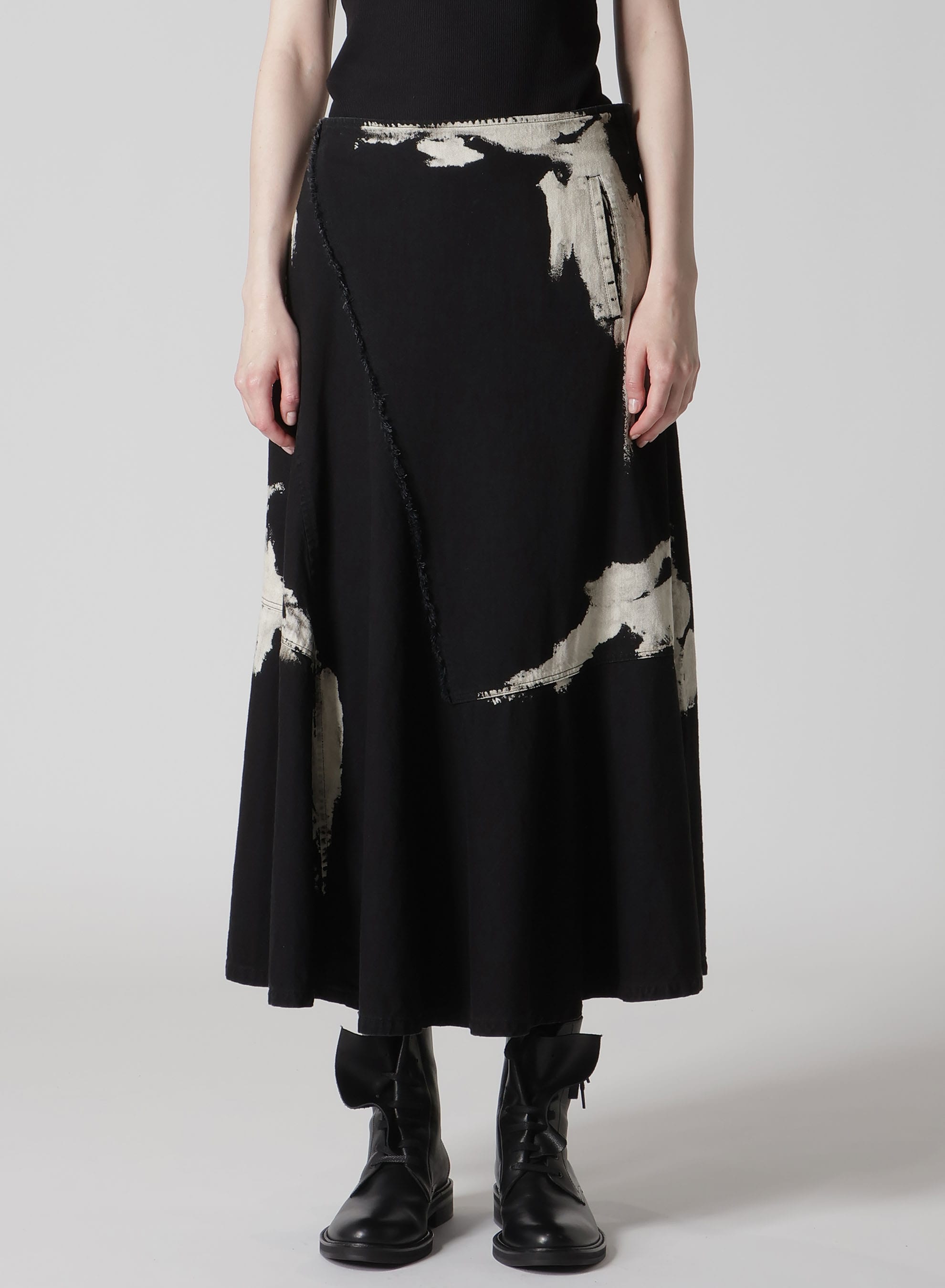 8OZ DENIM BRUSH BLEACH LONG SKIRT