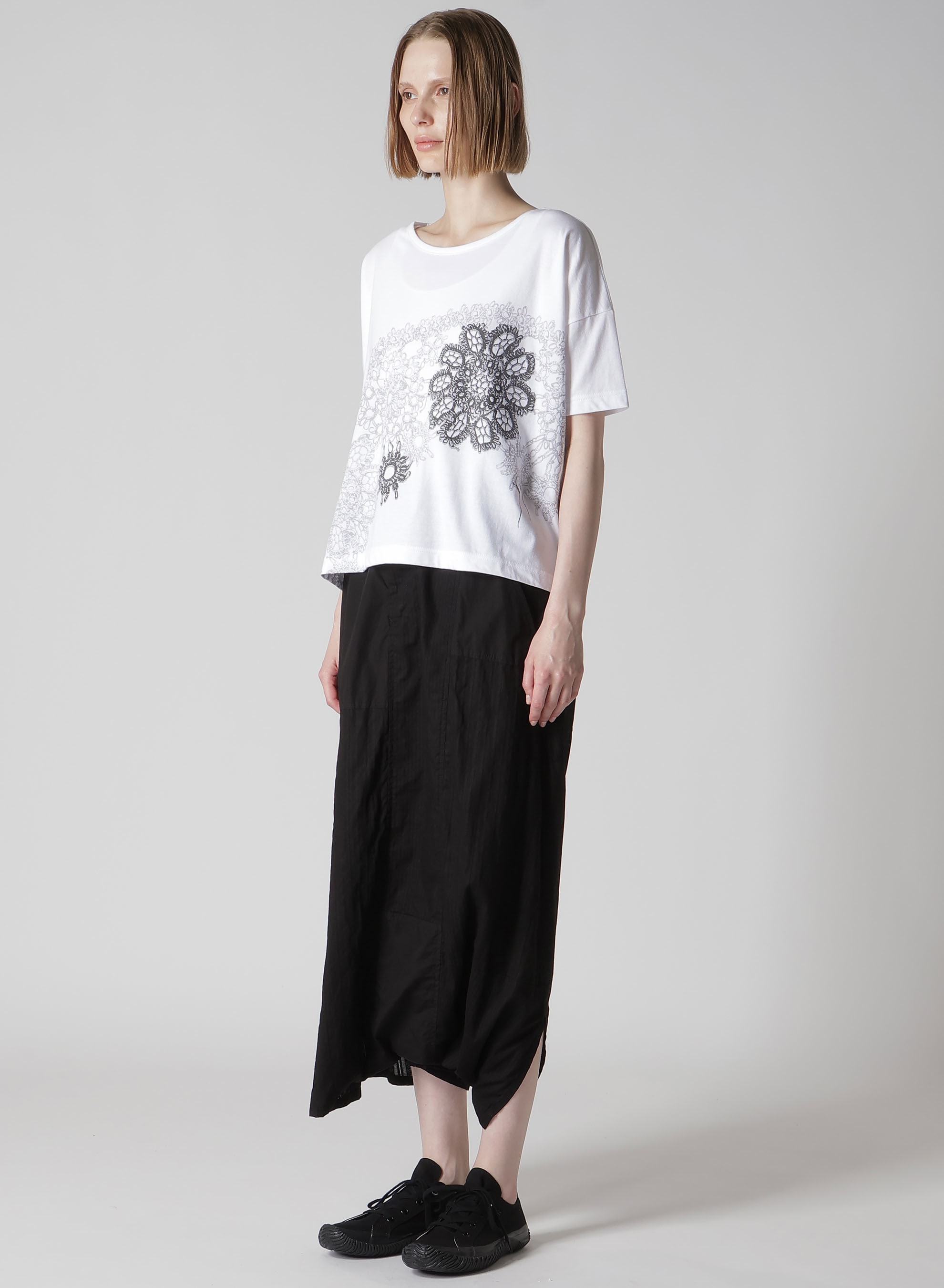 COTTON JERSEY LACE PRINT SHORT SLEEVE CROPED TEE