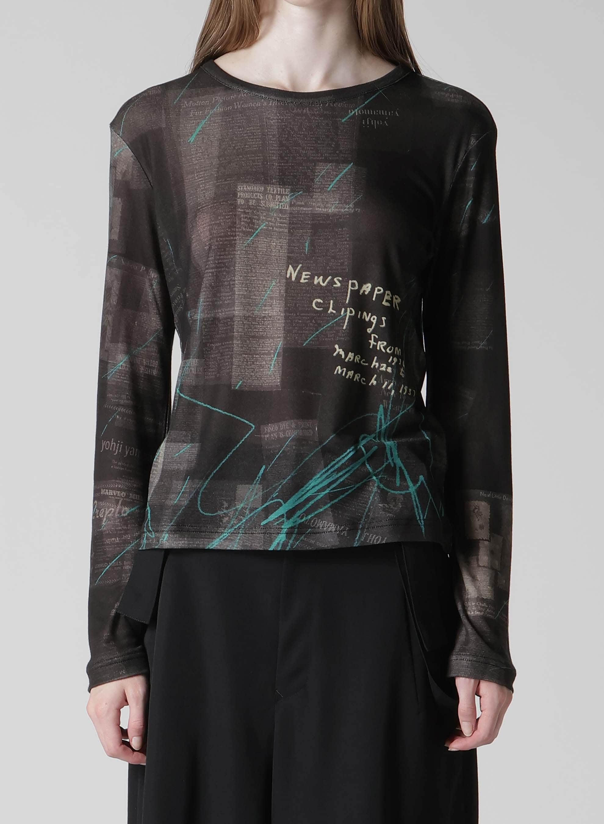 COTTON INTERLOCK NEWSPAPER PRINT LONG SLEEVE TEE