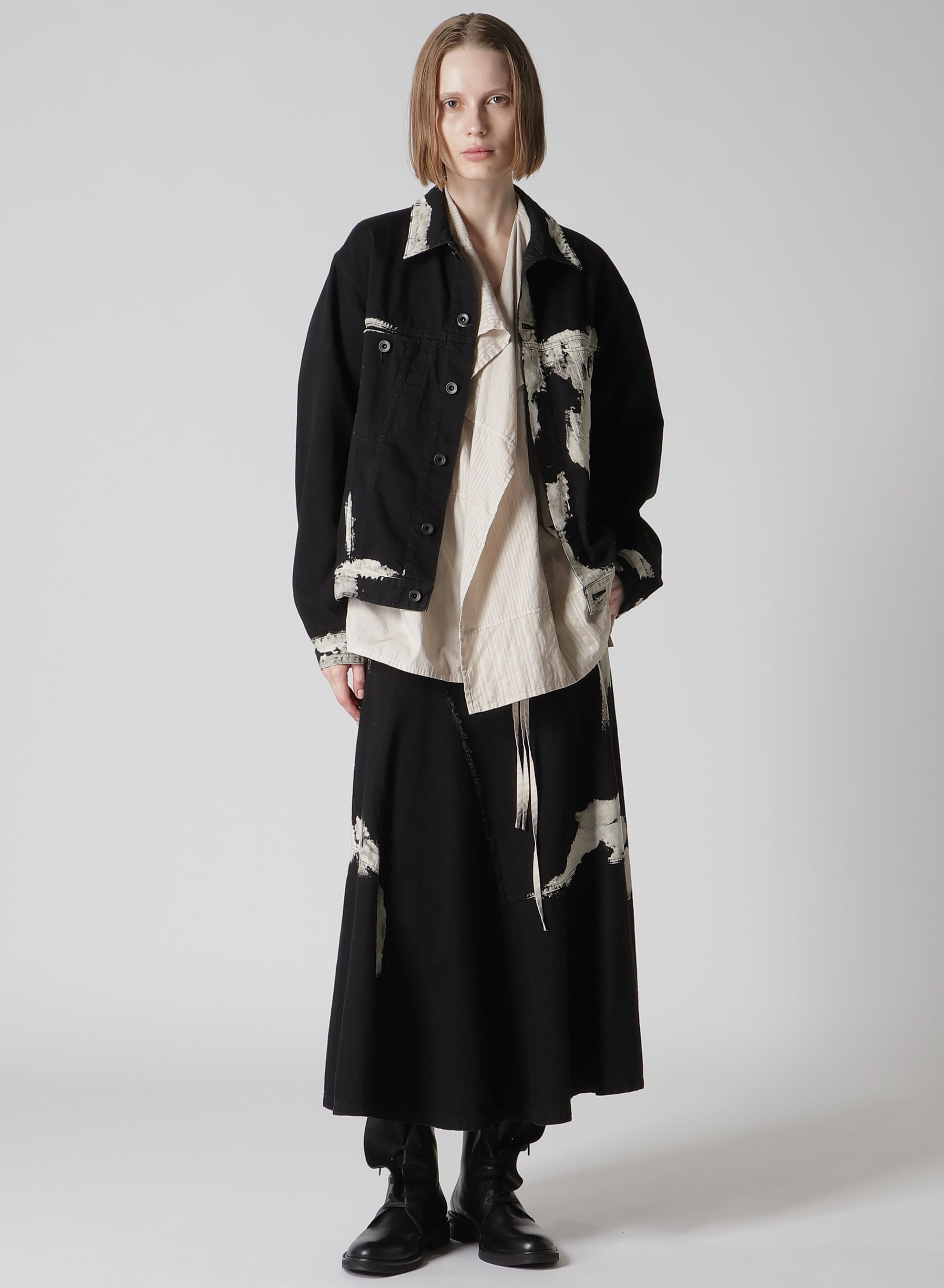 8OZ DENIM BRUSH BLEACH PANEL DENIM JACKET