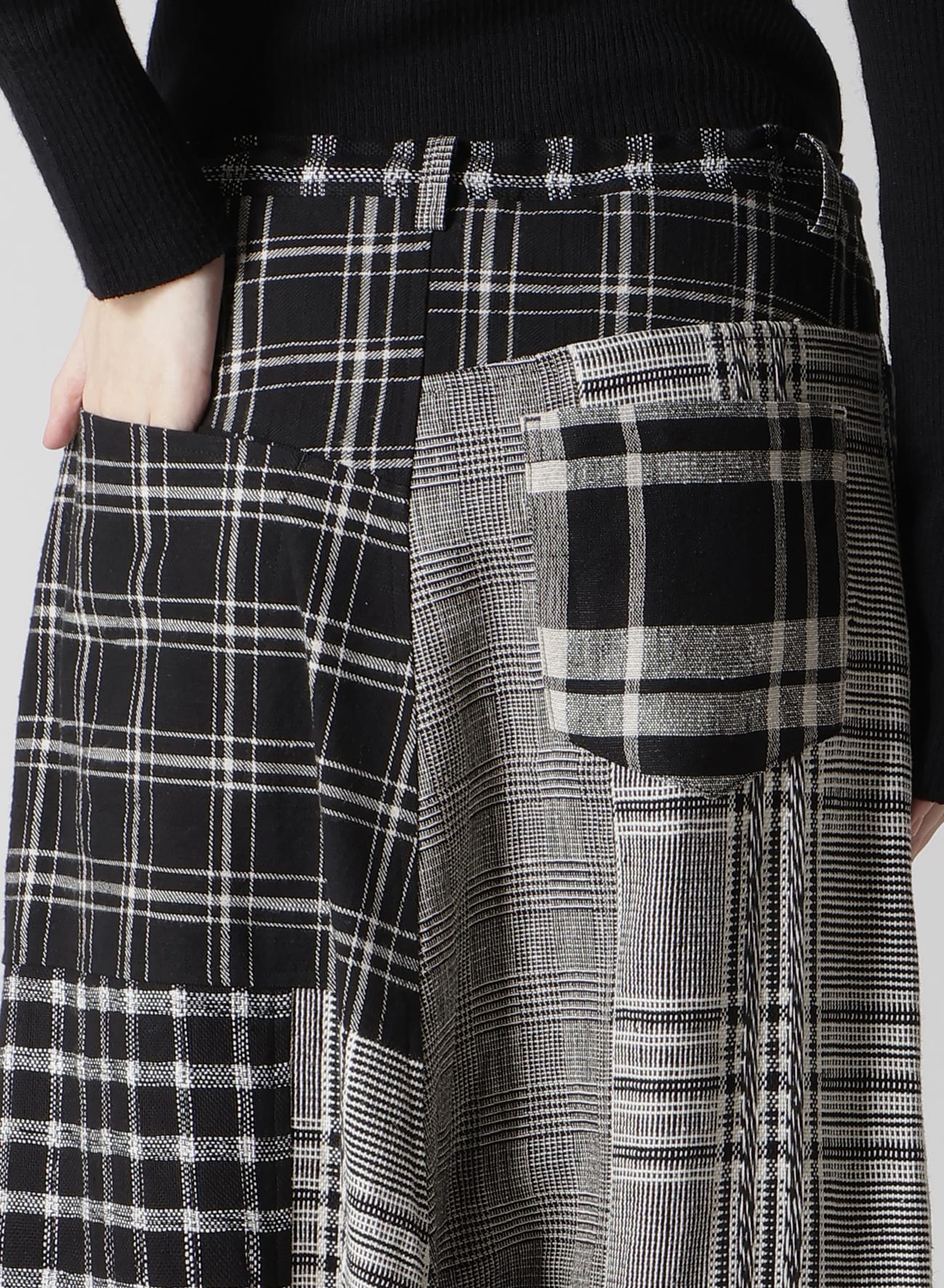 MULTI PLAID SAROUEL PANTS