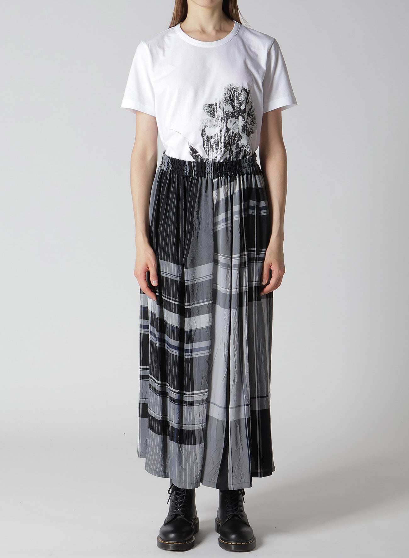 RAYON WRINKLED PLAID SKIRT