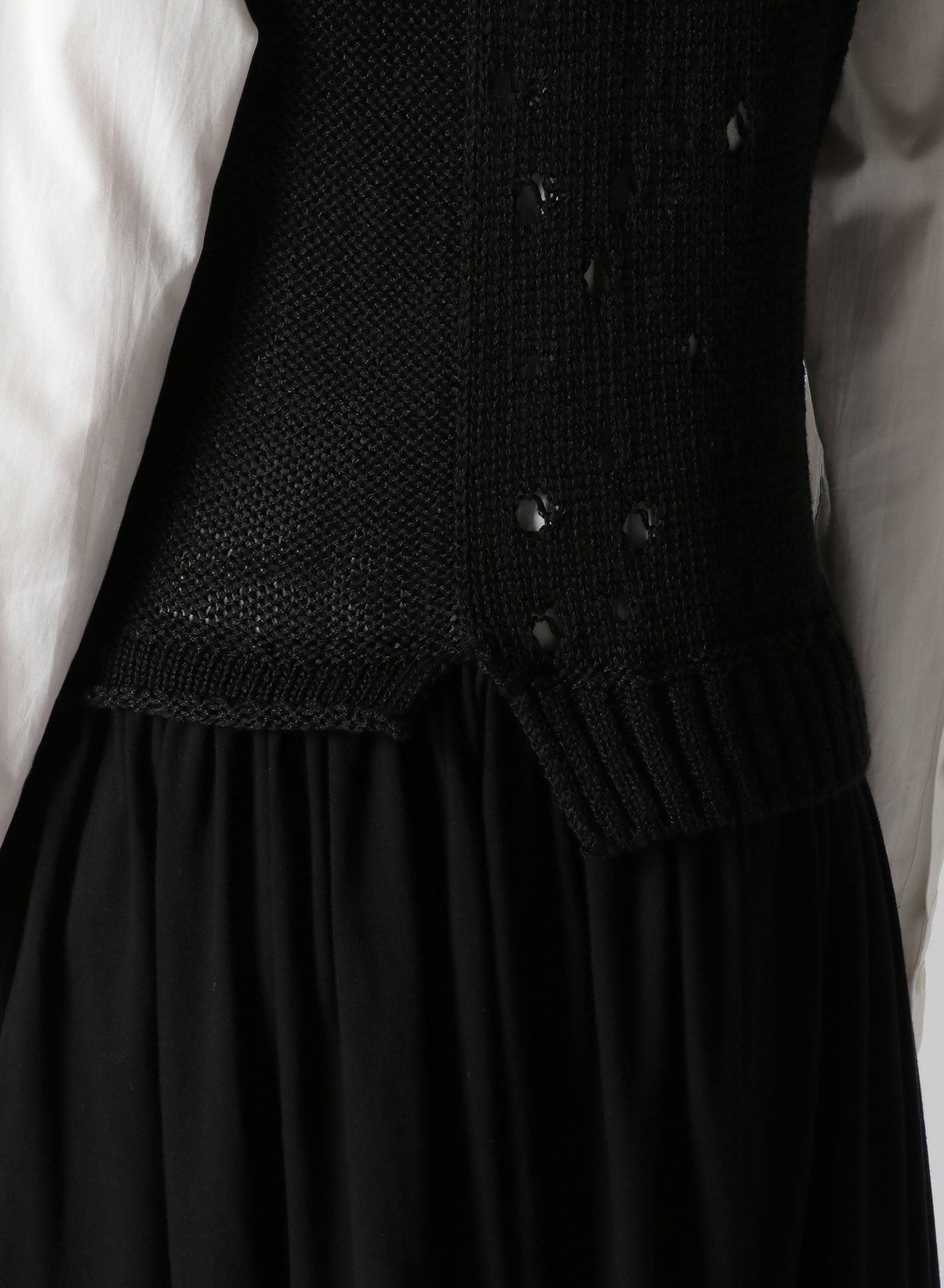 SLEEVELESS DRESS WITH OPENWORKED KNIT(S Black): Y's｜THE SHOP 