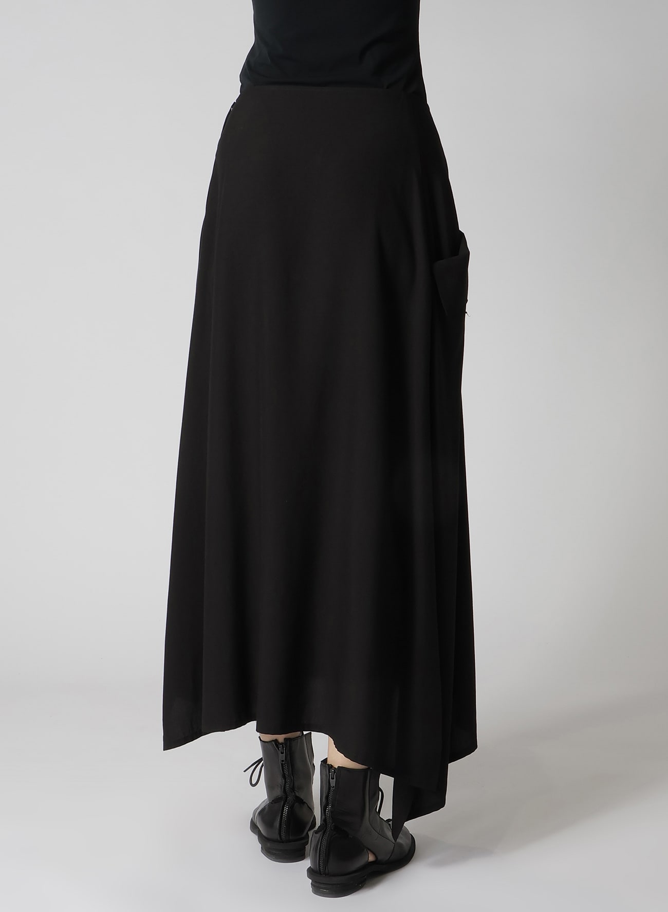 RAYON BROAD RIGHT CROPPED PANTS SKIRT(XS Black): Y's｜THE SHOP