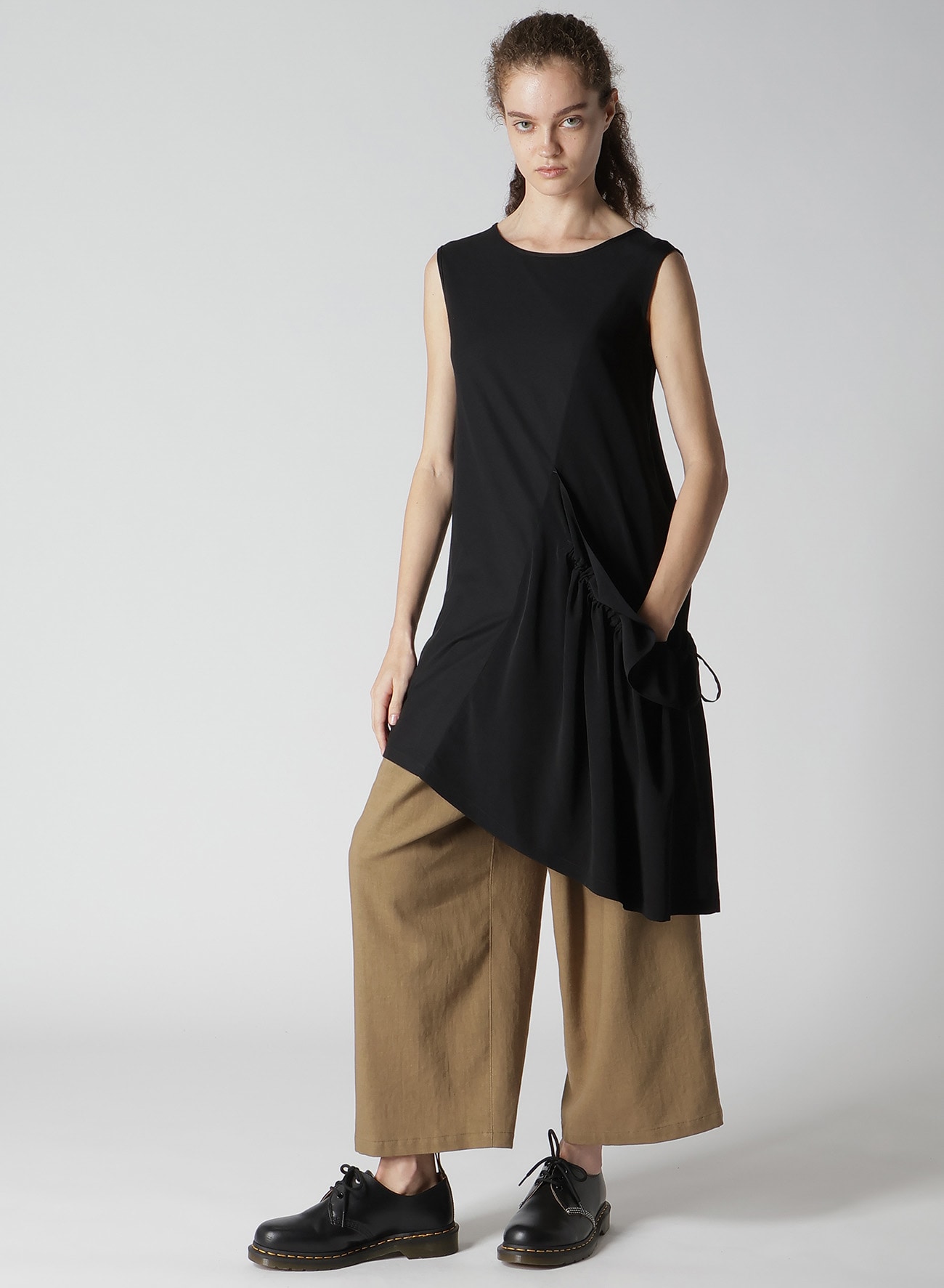 CREPE de CHINE SLEEVELESS BLOUSE