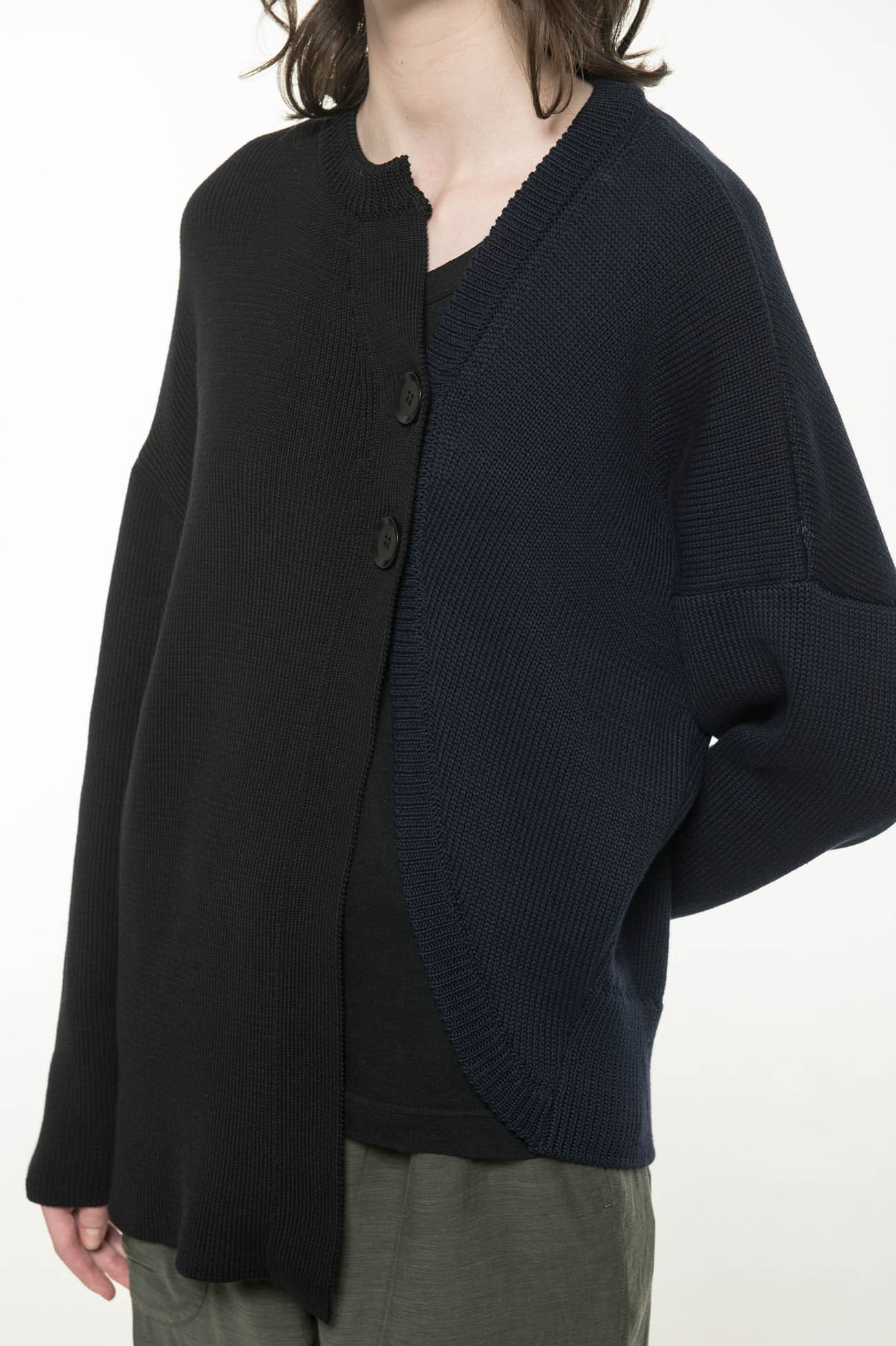 1/55C/5G2P PLAIN STITCH + RIB LF COLOURED LONG SLEEVE CARDIGAN