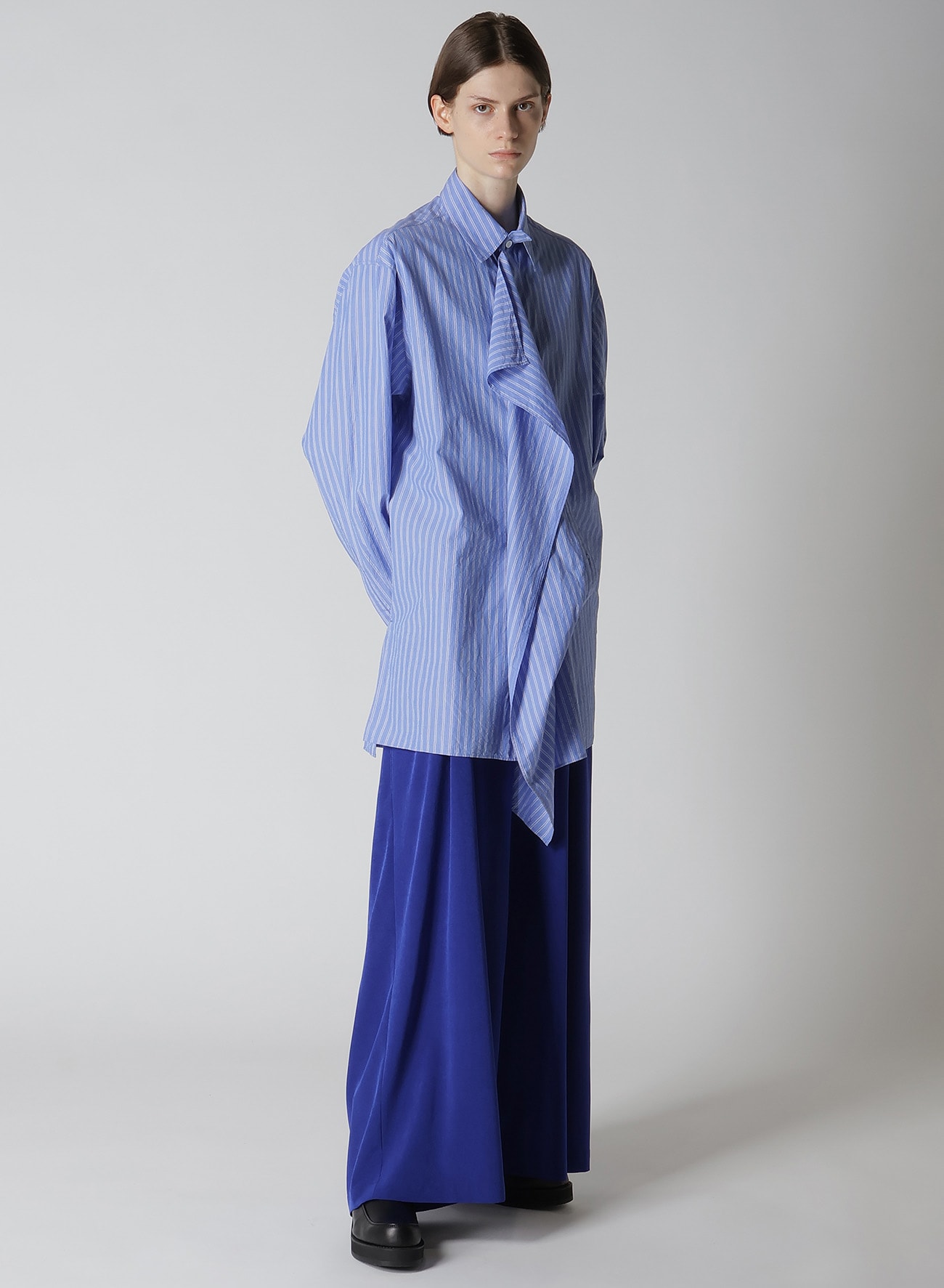 CREPE de CHINE DOUBE TUCKED WIDE PANTS