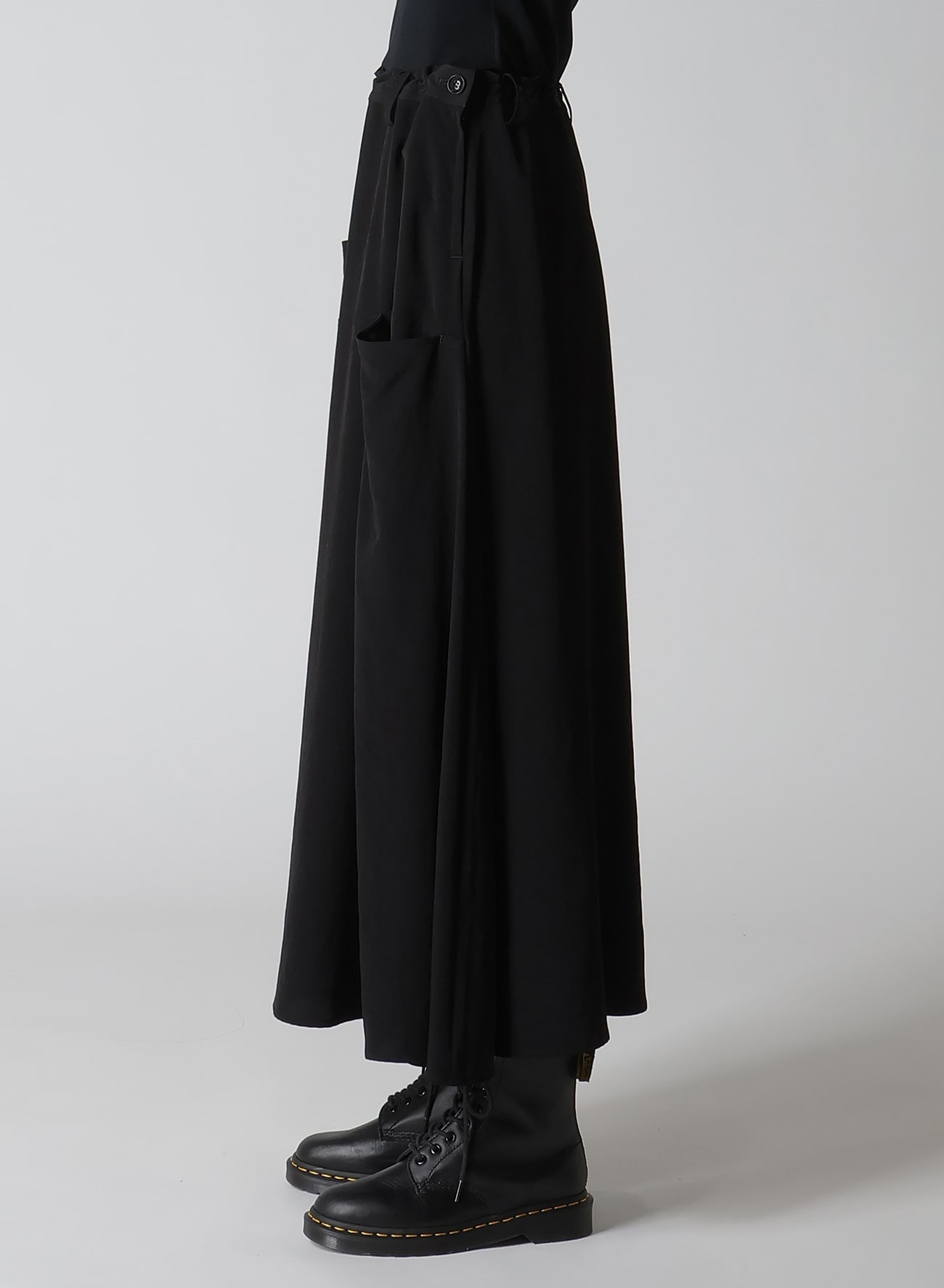 CREPE de CHINE FRONT PANEL POCKET SKIRT