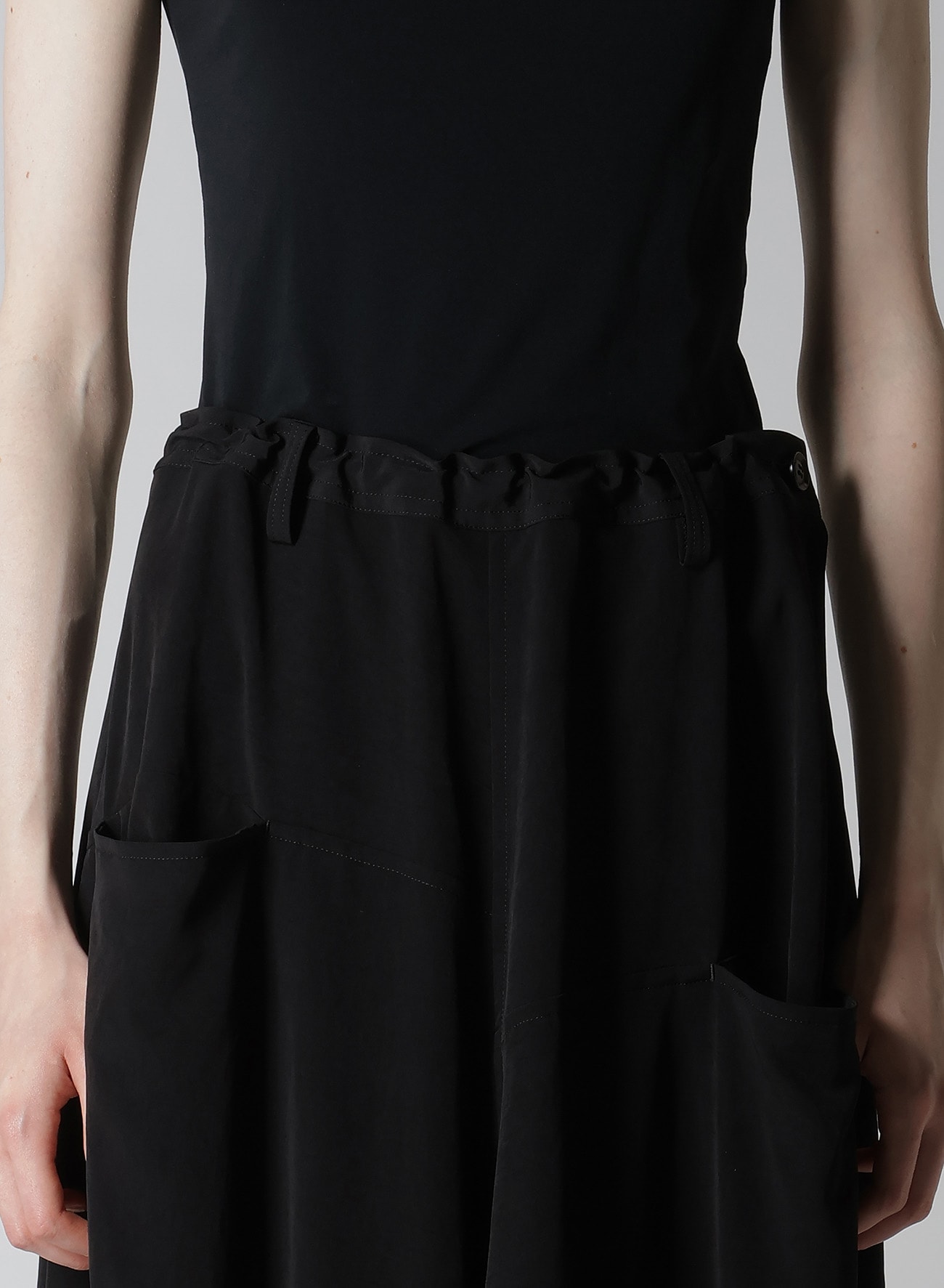 CREPE de CHINE FRONT PANEL POCKET SKIRT