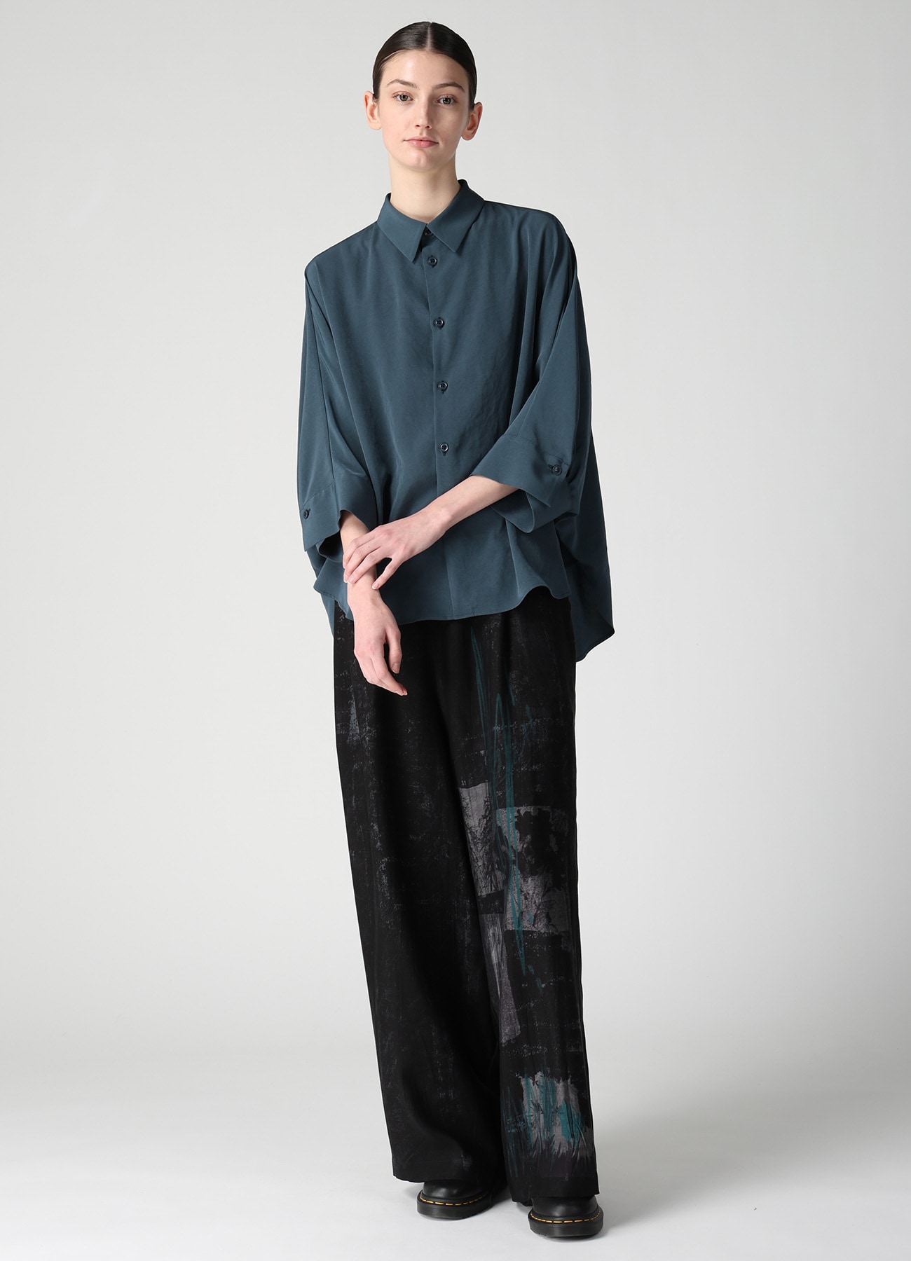 TA/PE CREPE DE CHINE HALF SLEEVE CAPE SHIRT