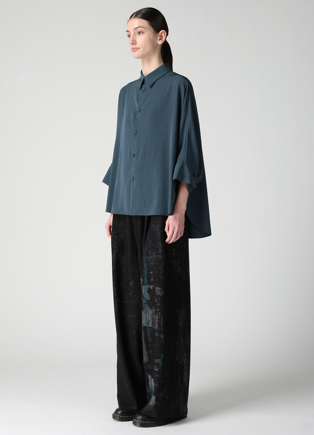 TA/PE CREPE DE CHINE HALF SLEEVE CAPE SHIRT