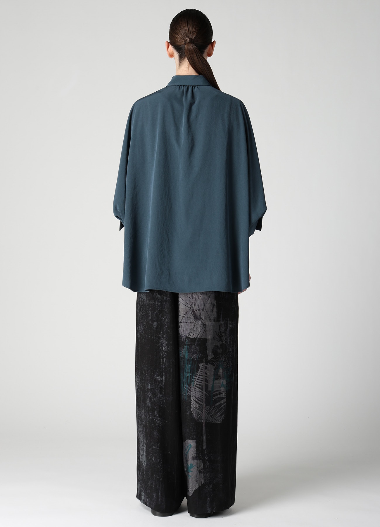 TA/PE CREPE DE CHINE HALF SLEEVE CAPE SHIRT