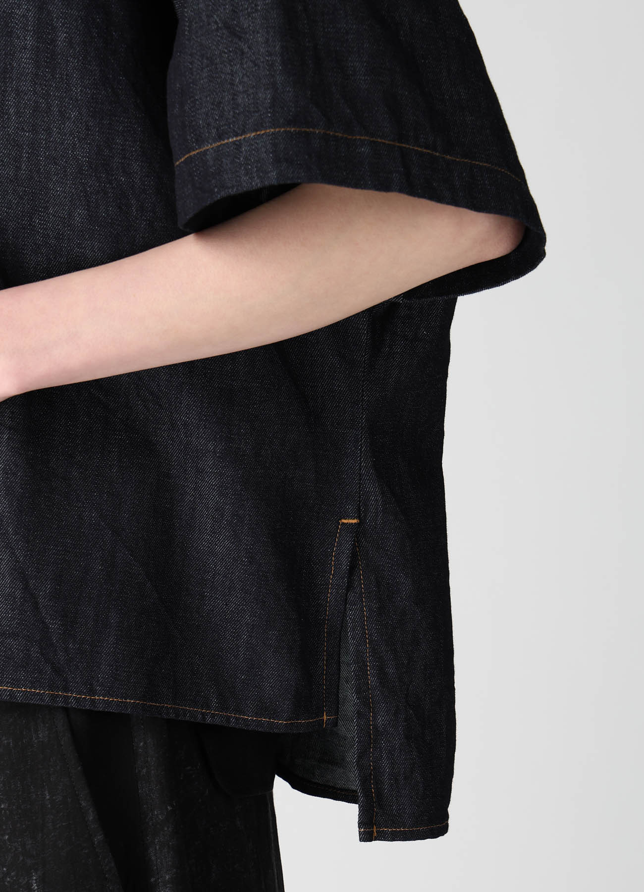 6OZ DENIM HALF SLEEVE BOX SHIRT