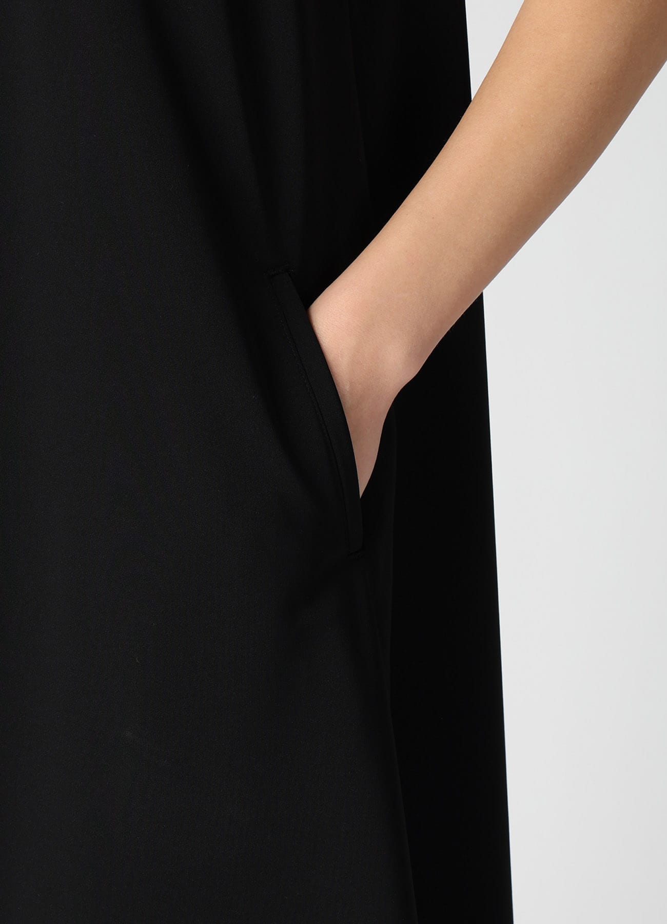TA/PE STRETCH JERSEY STAND COLLAR DRESS