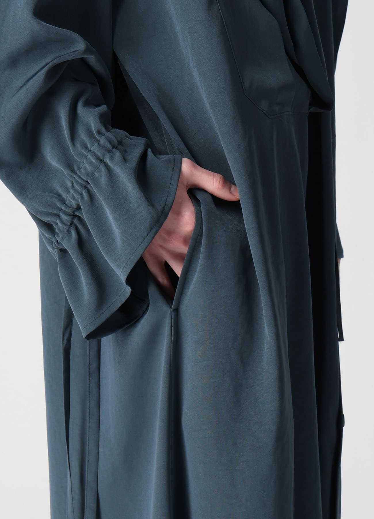 TA/PE CREPE DE CHINE GATHER COLLAR DRESS