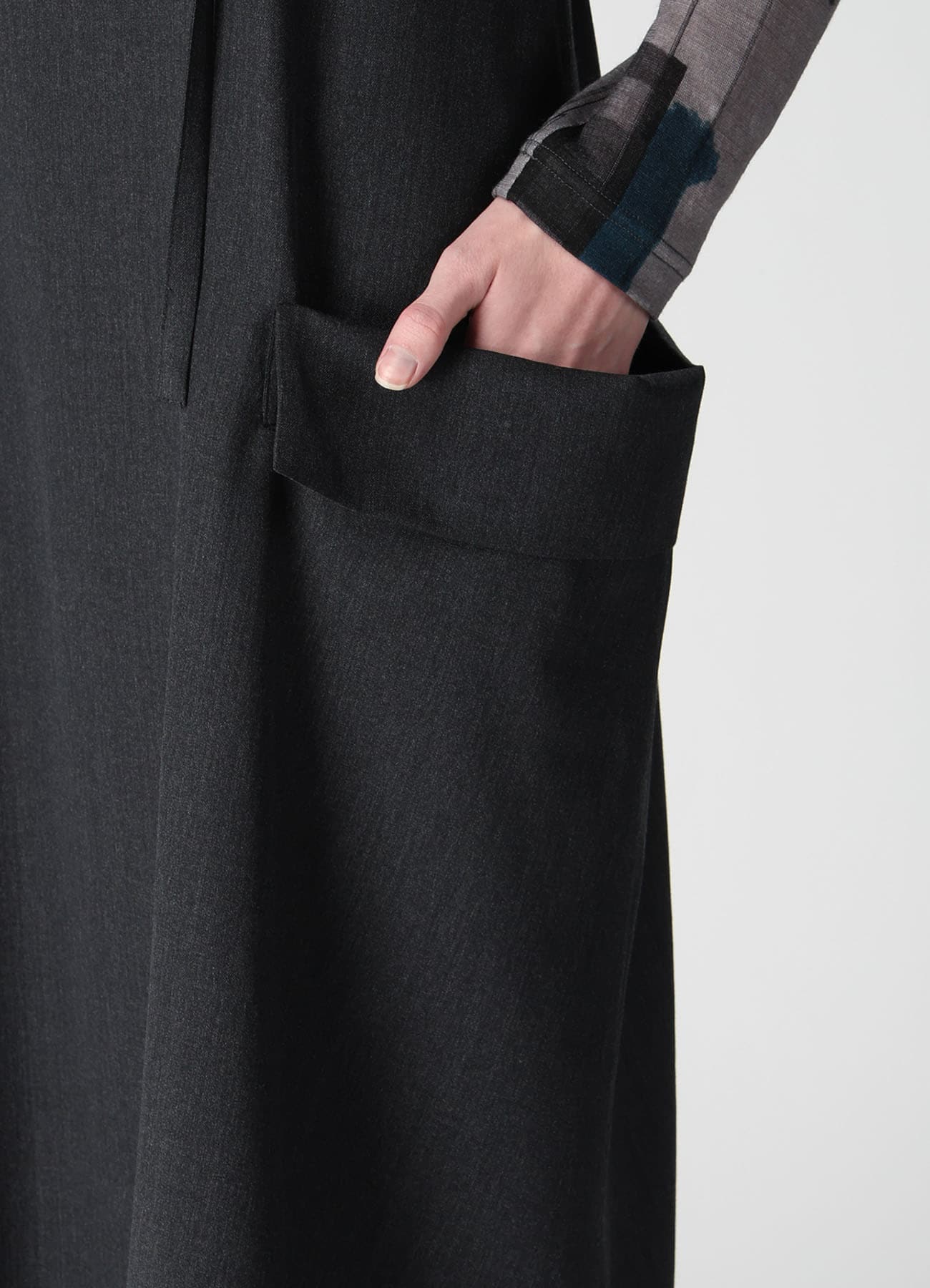 WOOL GABARDINE SIDE FLAP DRESS