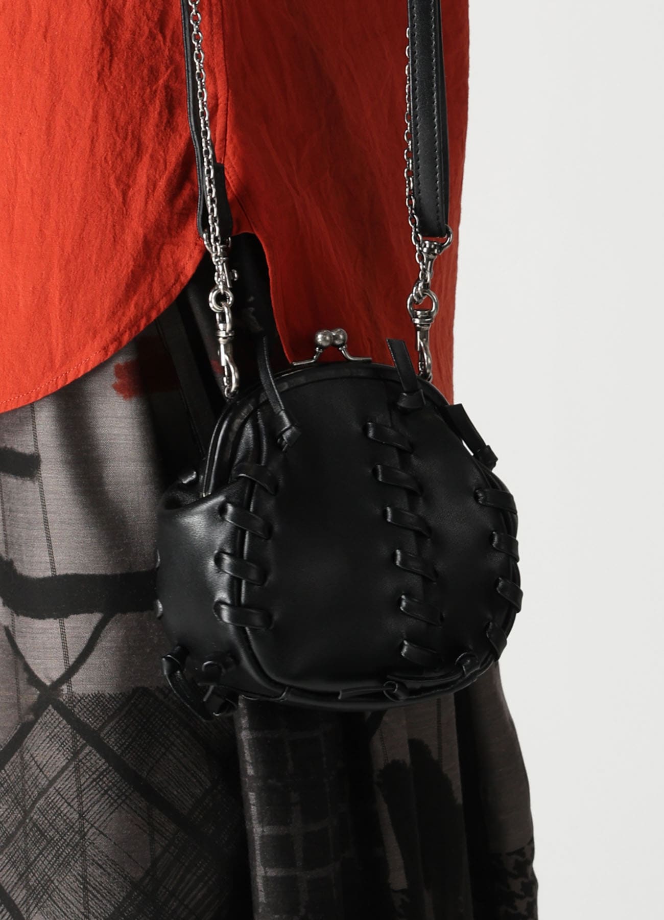 SEMI GLOSS LEATHER LACE-UP SHOULDER BAG