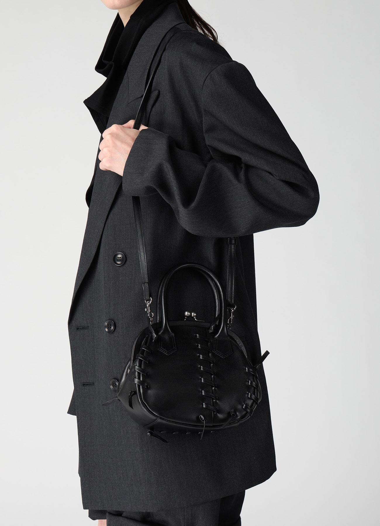 SEMI GLOSS LEATHER LACE-UP BAG