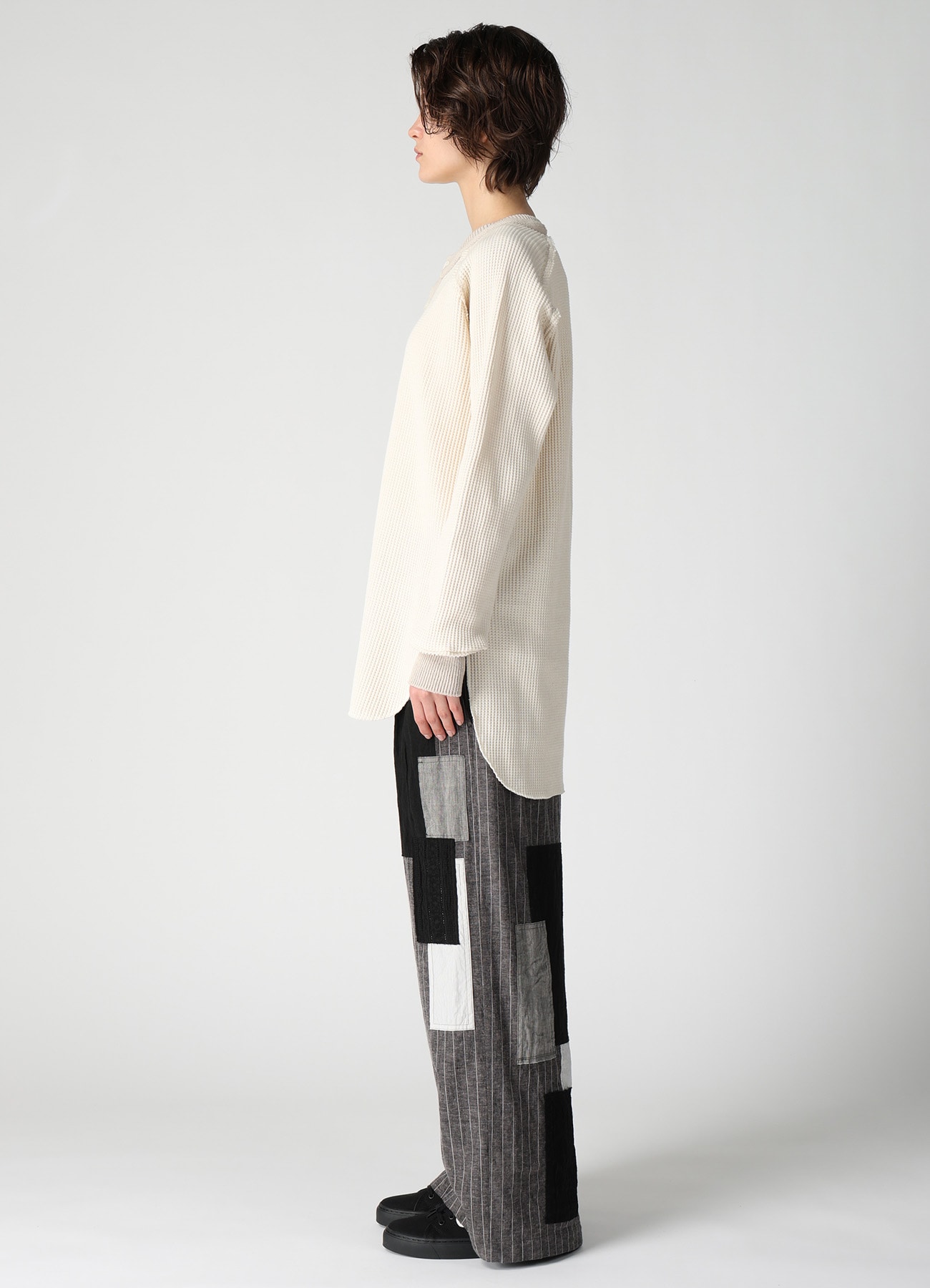 WAFFLE HENLEY NECK PULLOVER