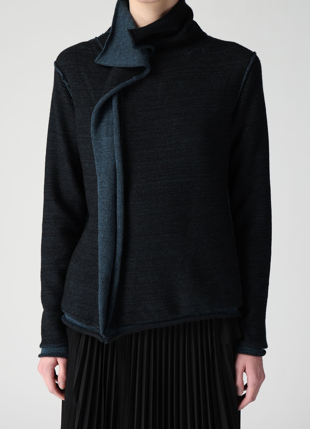 JERSEY PLATING HIGH NECK PULLOVER