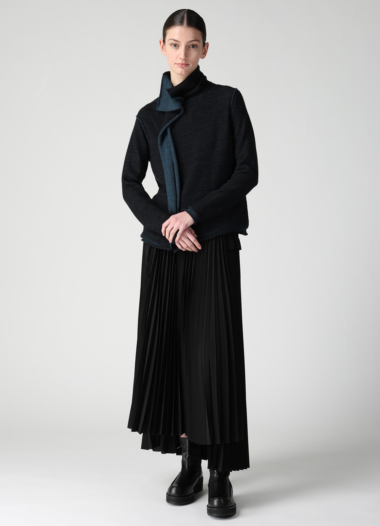 JERSEY PLATING HIGH NECK PULLOVER