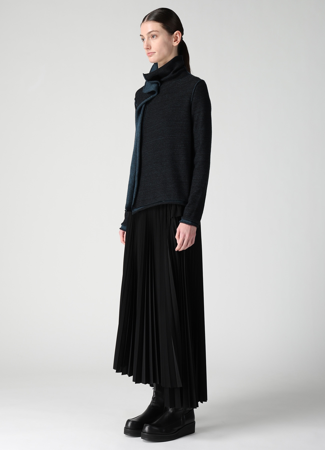 JERSEY PLATING HIGH NECK PULLOVER