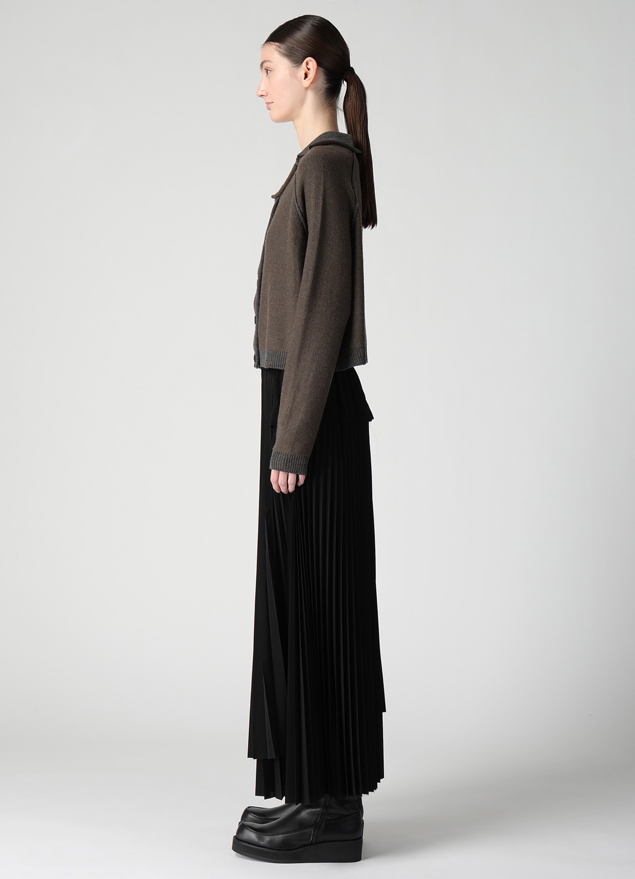 JERSEY PLATING ROUND NECK CARDIGAN