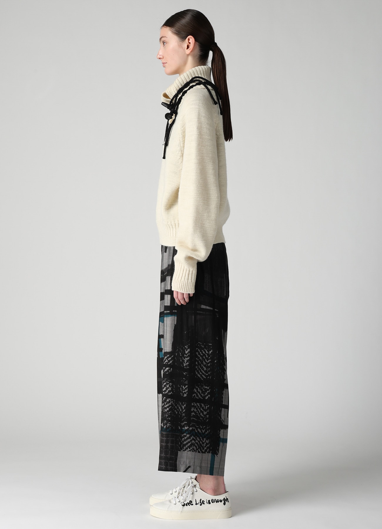 JERSEY TOGGLE BUTTON PULLOVER