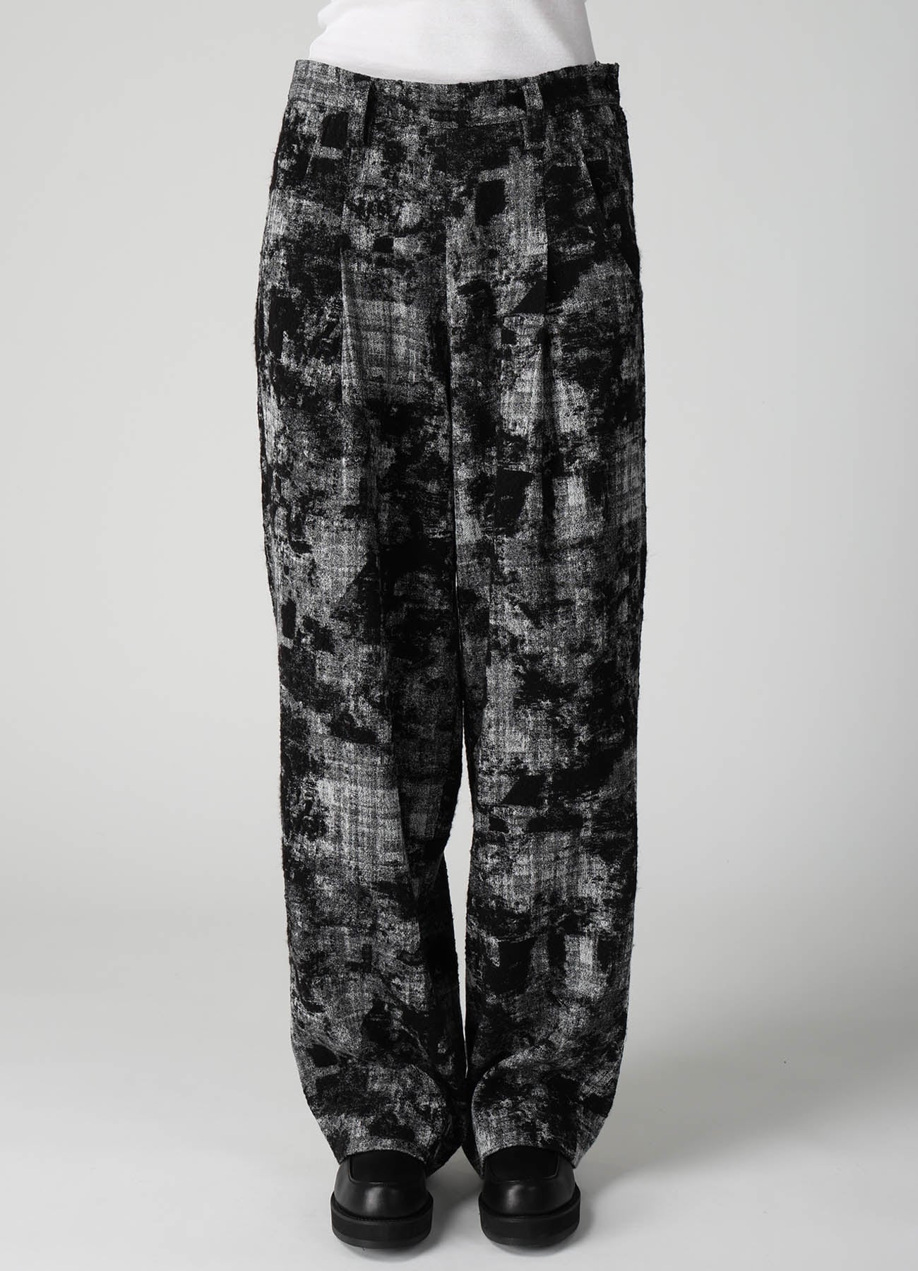 MOHAIR FADED PLAID JACQUARD SINGLE TUCK SIDE OPEN PANTS