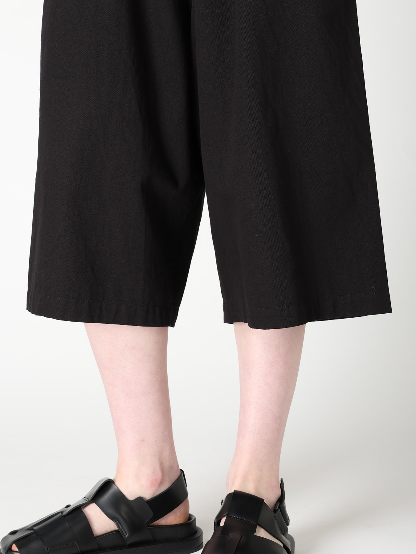 [Y's BORN PRODUCT] 3/4 LENGTH STRING PANTS