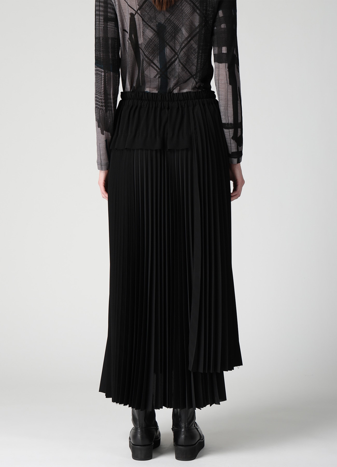 POLYESTER CREPE DE CHINE PLEATED SKIRT