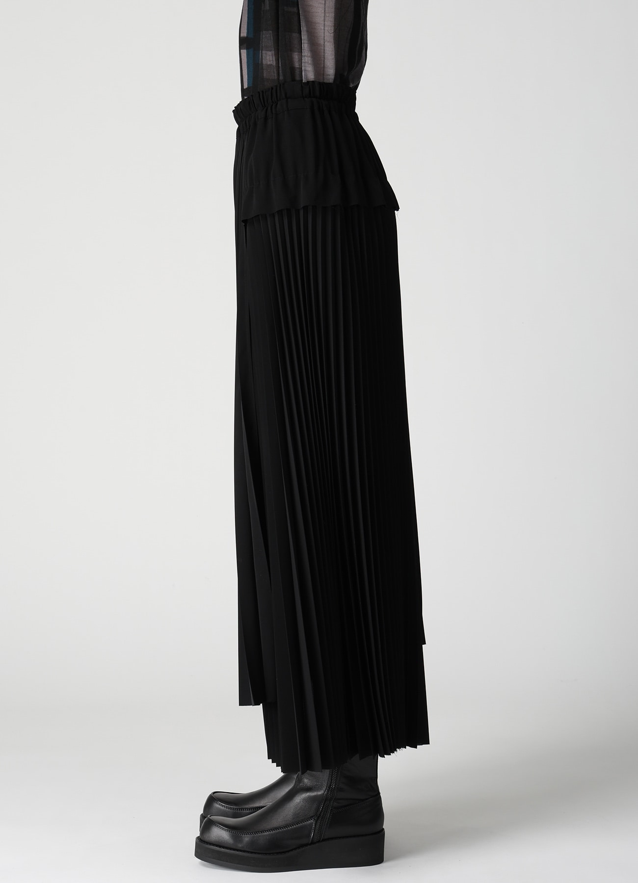 POLYESTER CREPE DE CHINE PLEATED SKIRT