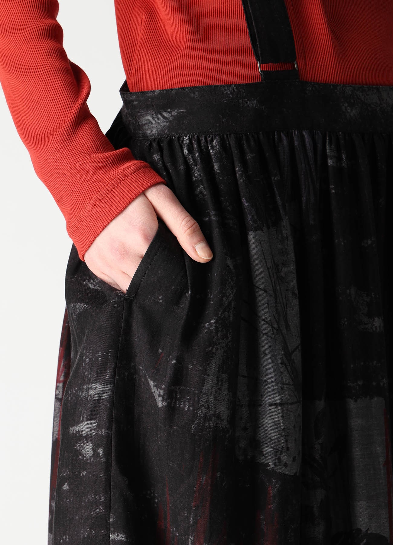 CUPRO DUNGAREE TWILL SHOULDER STRAP GATHERED SKIRT
