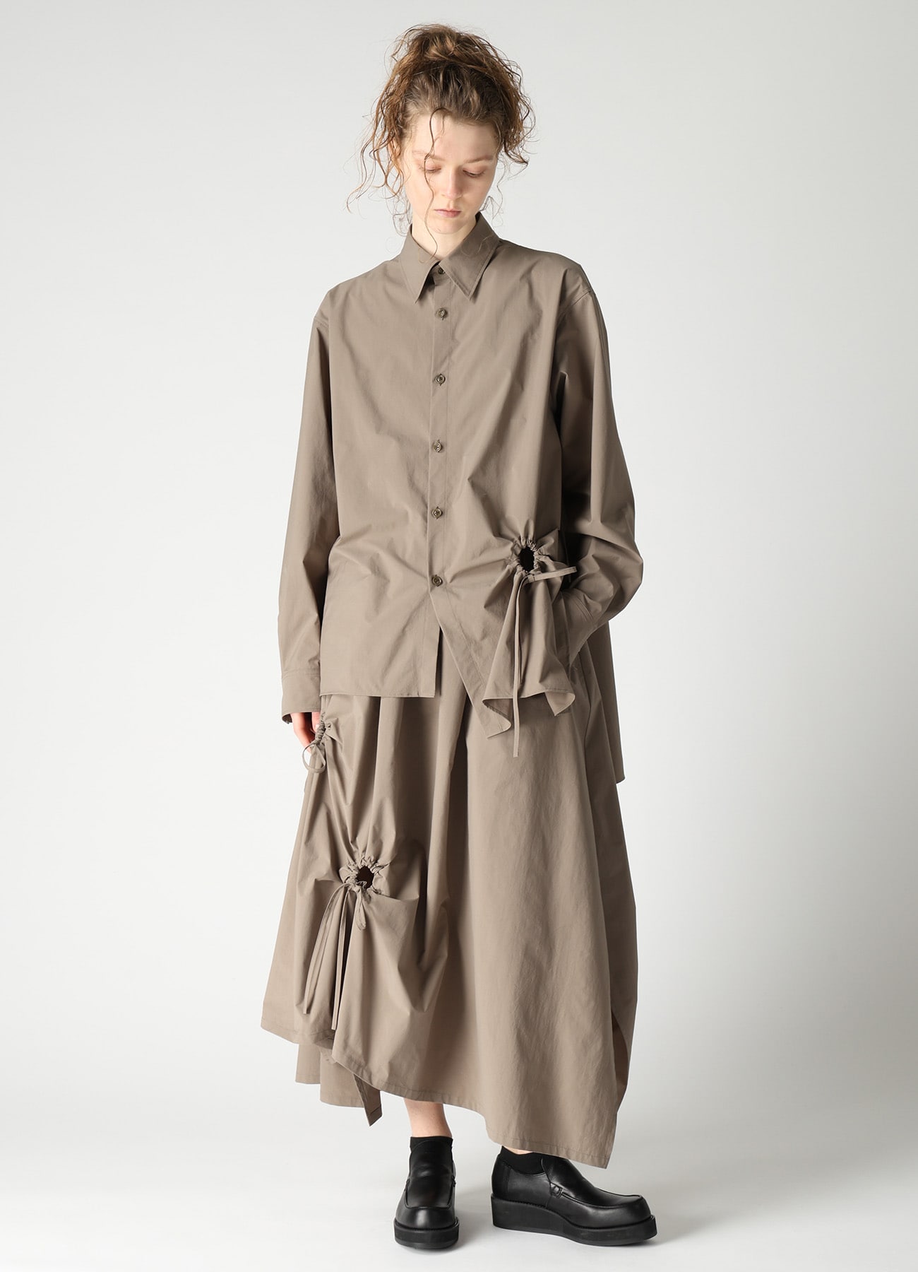 POLYESTER TYPEWRITER CIRCLE GATHER SKIRT