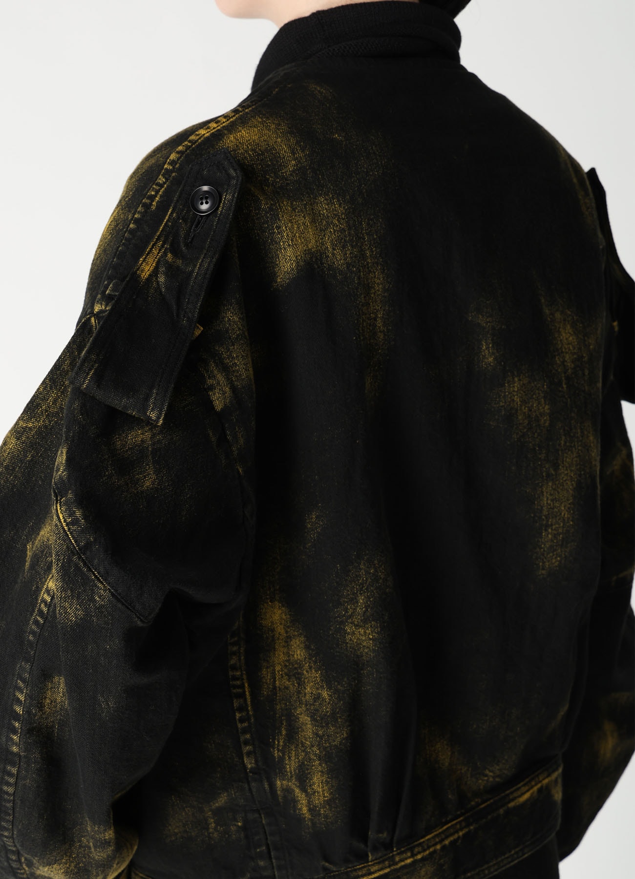 8OZ DENIM BLEACHED OVERDYE COLLAR LESS BLOUSON