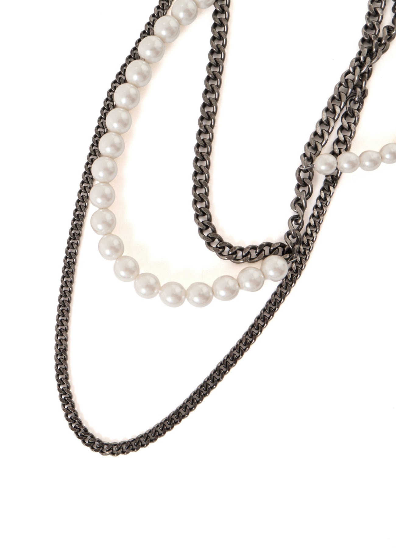 PEARL AND CHAIN NECKLACE