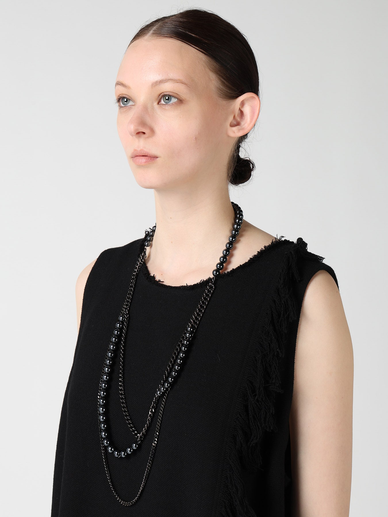 PEARL AND CHAIN LONG NECKLACE