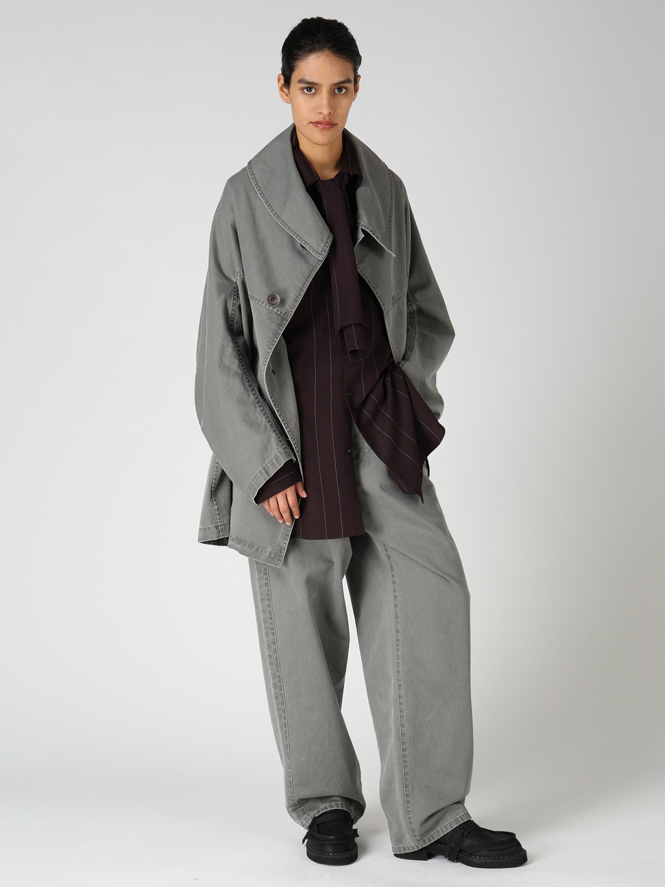 PINSTRIPE BOW-NECK SHIRT