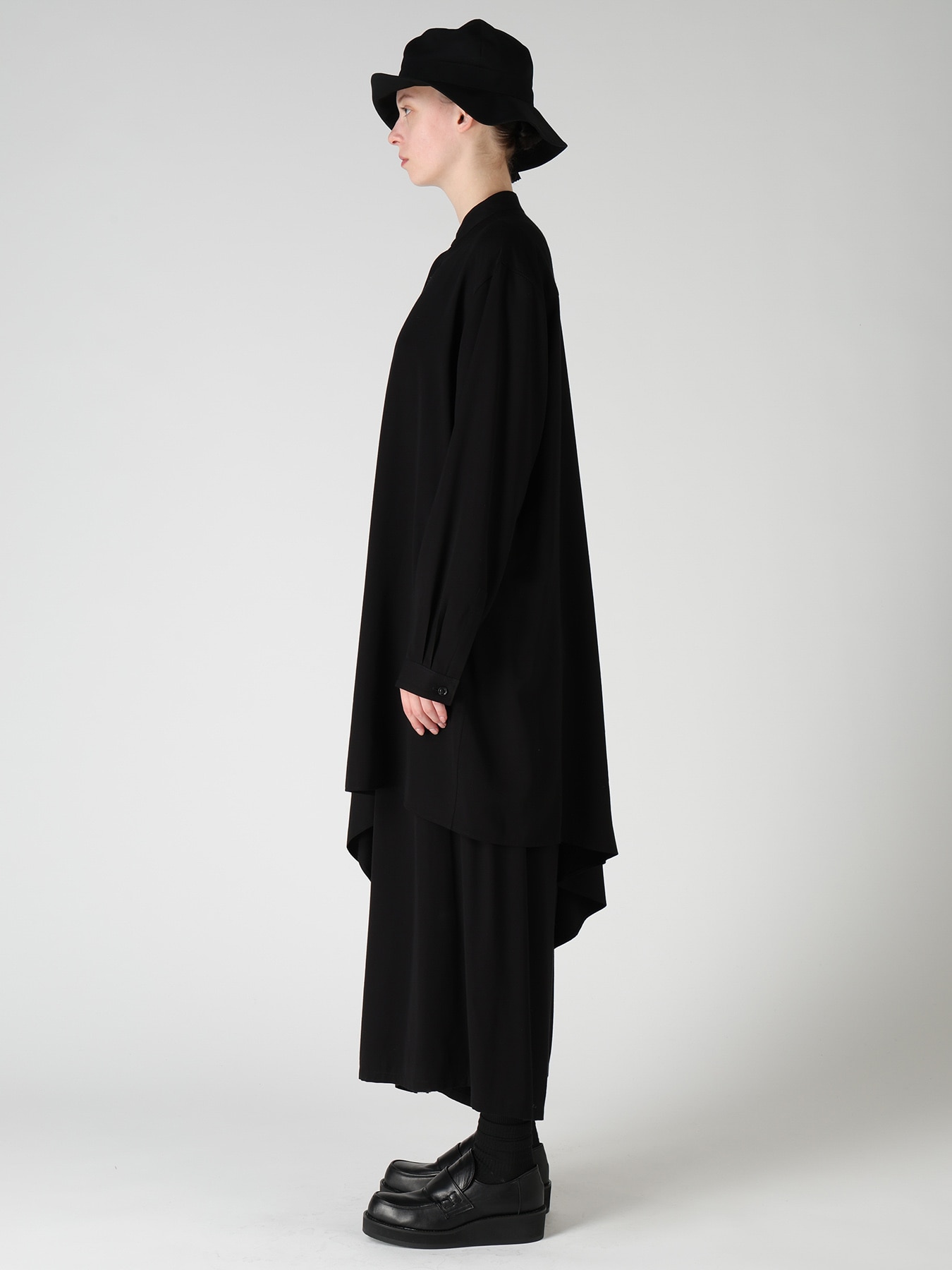 VISCOSE/TRIACETATE BLEND STAND COLLAR ASYMMETRIC BLOUSE