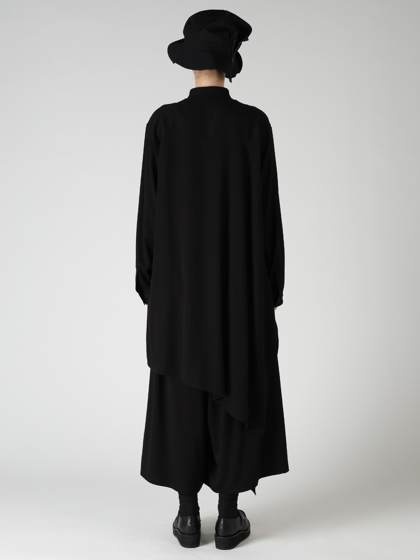 VISCOSE/TRIACETATE BLEND STAND COLLAR ASYMMETRIC BLOUSE