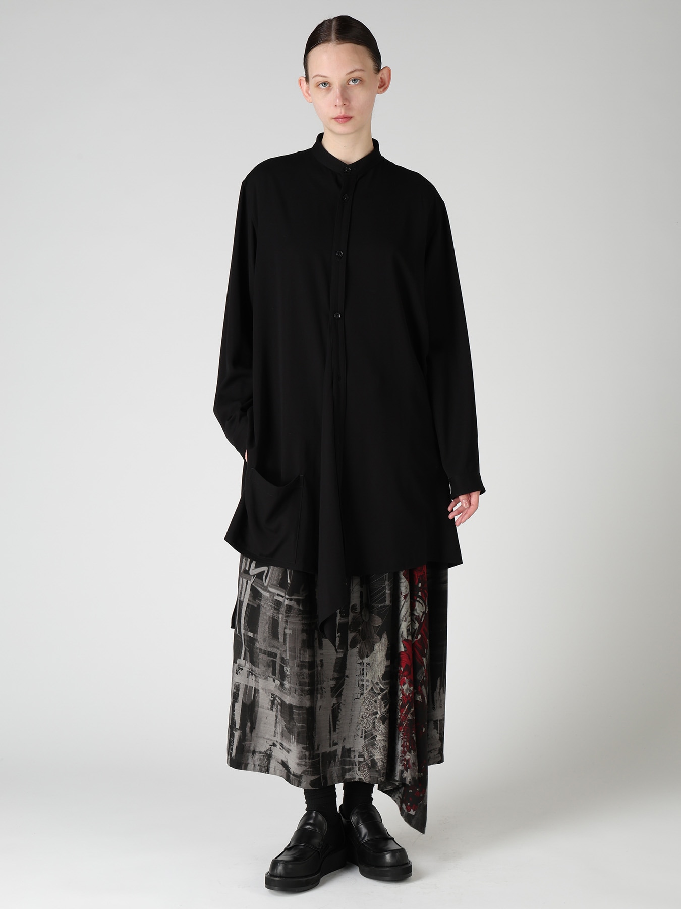 VISCOSE/TRIACETATE BLEND STAND COLLAR ASYMMETRIC BLOUSE