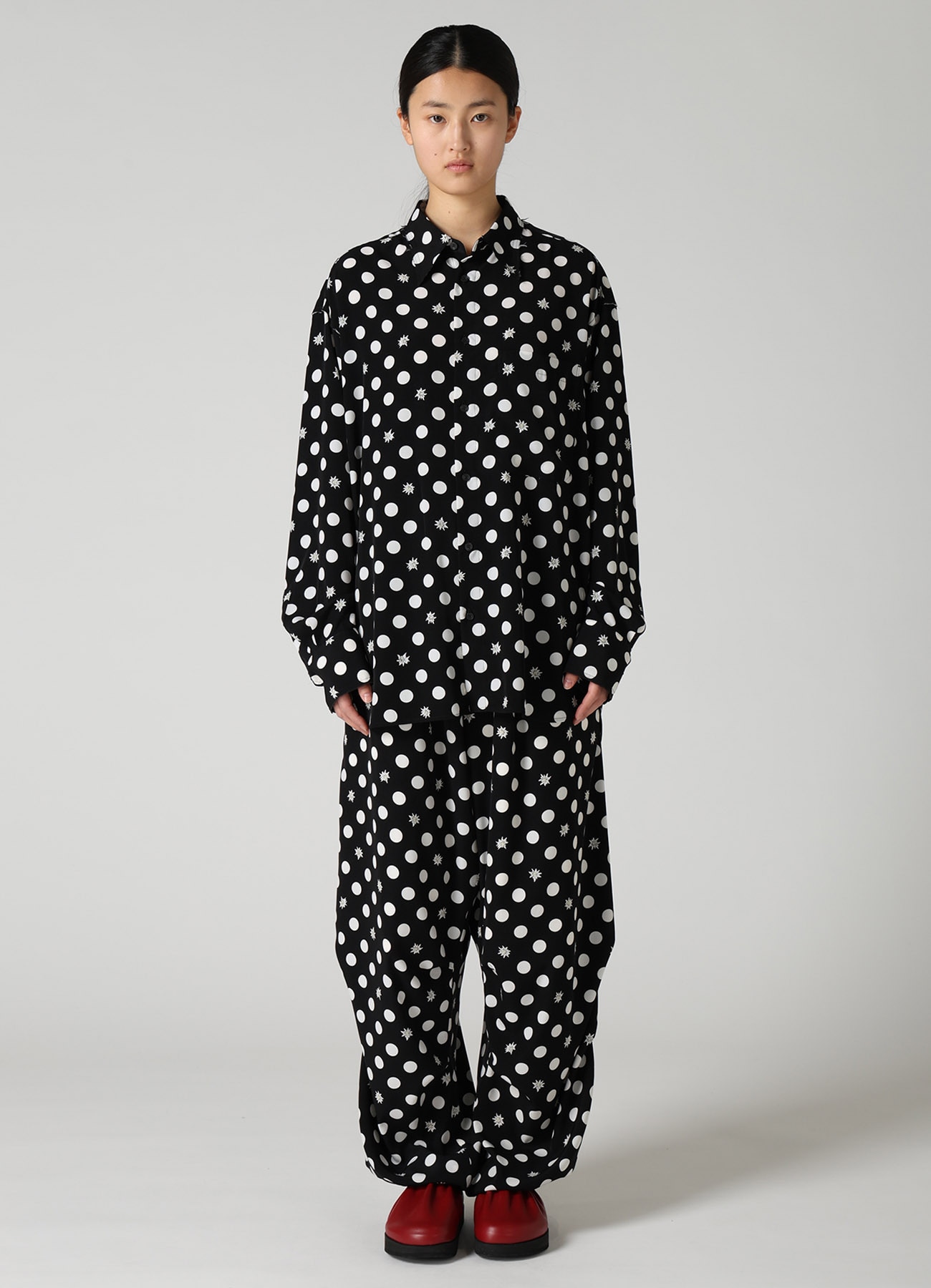 DOT FLOWER PRINT STAND COLLAR SHIRT