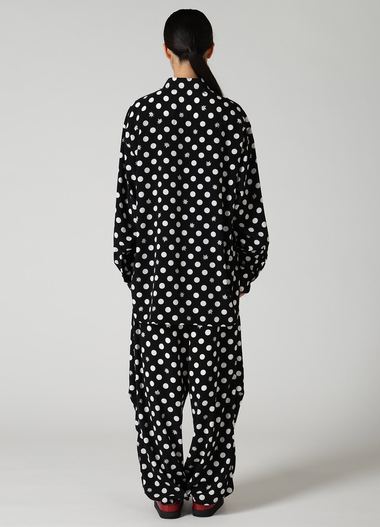DOT FLOWER PRINT STAND COLLAR SHIRT