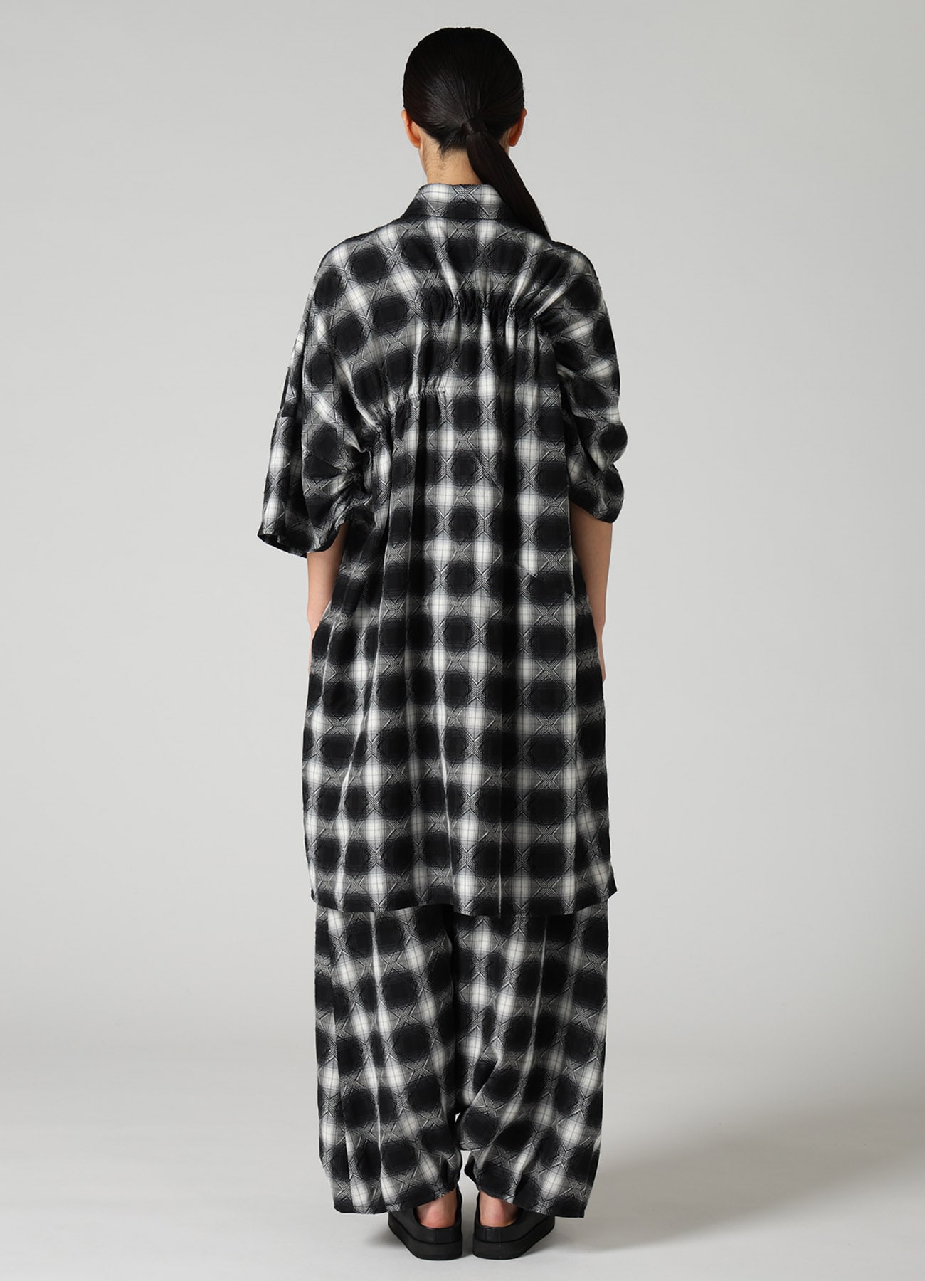 PLAID JACQUARD GATHERED OVERSIZED BLOUSE