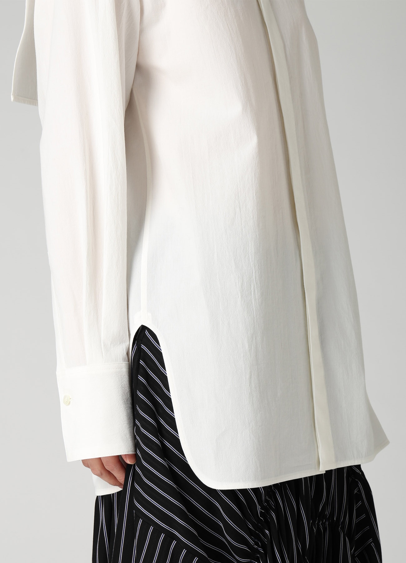 HARD-TWIST DOWNPROOF BIG COLLAR BLOUSE