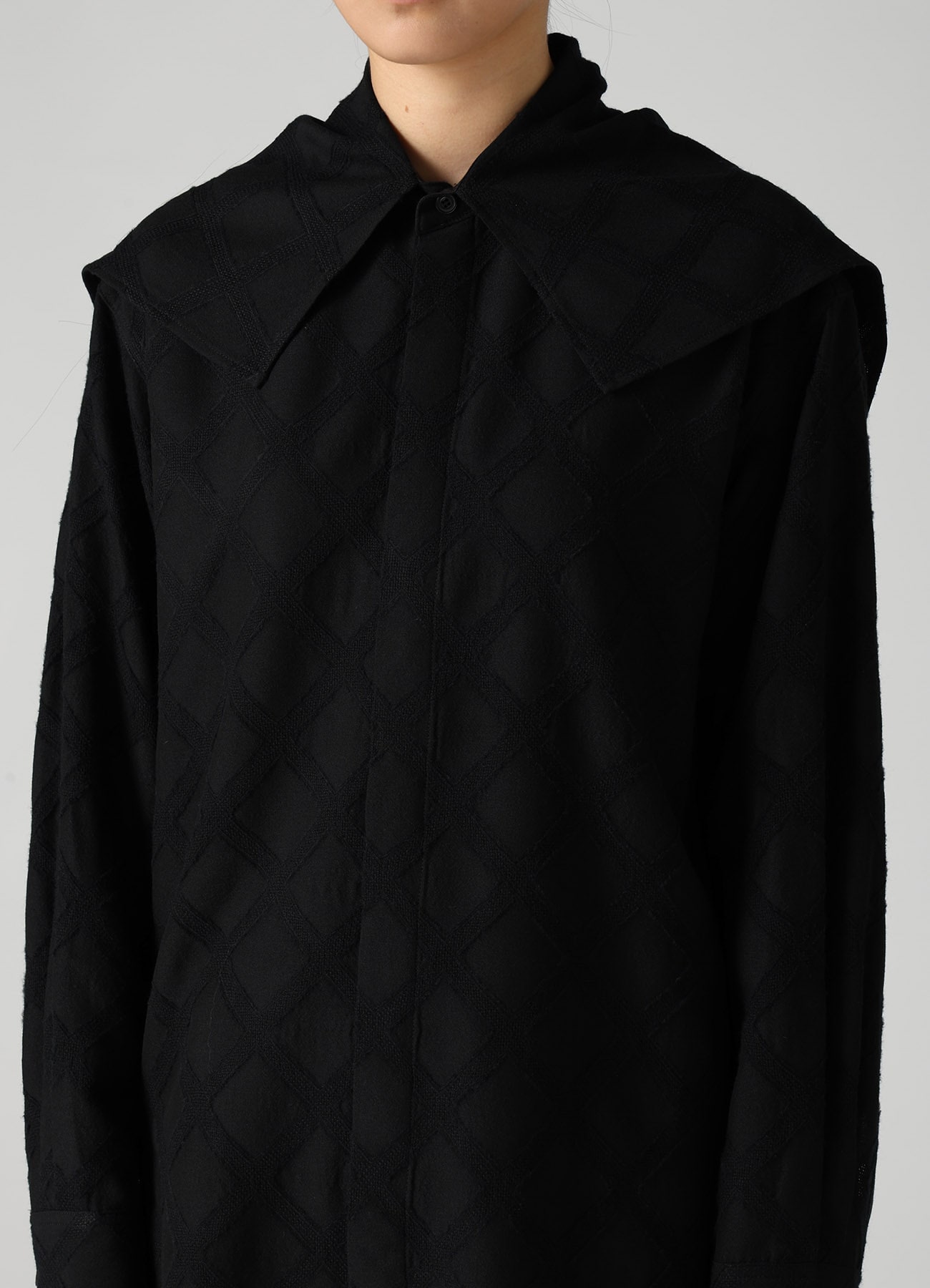 PLAID JACQUARD LARGE COLLAR BLOUSE