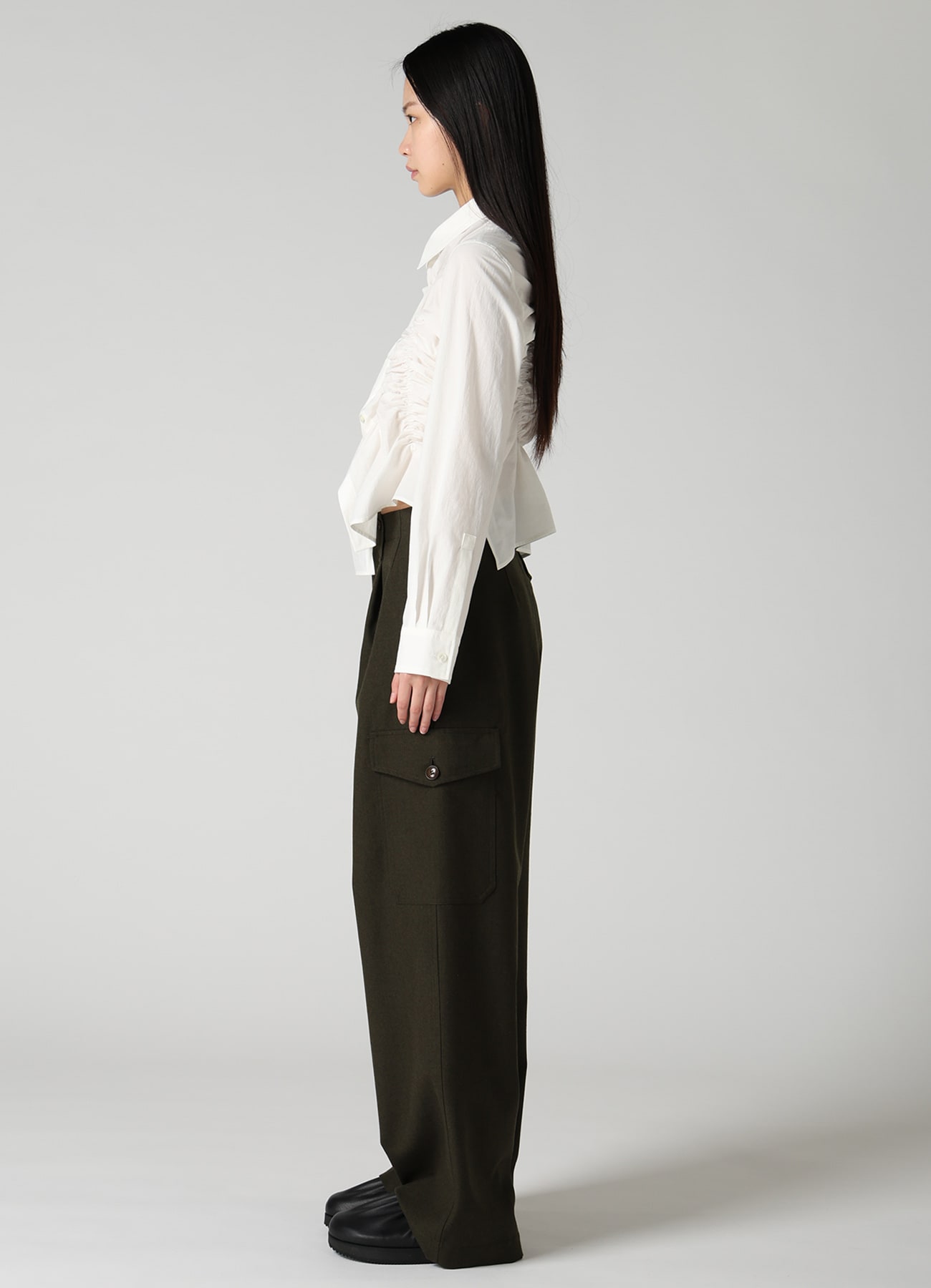 HARD-TWIST DOWNPROOF RANDOM GATHERED BLOUSE