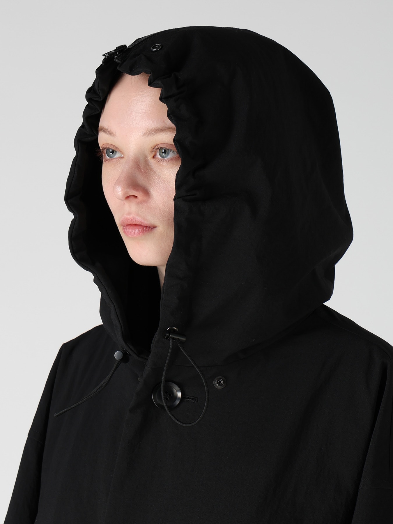 NYLON PADDED TASLAN OXFORD STAND HOODIE COAT